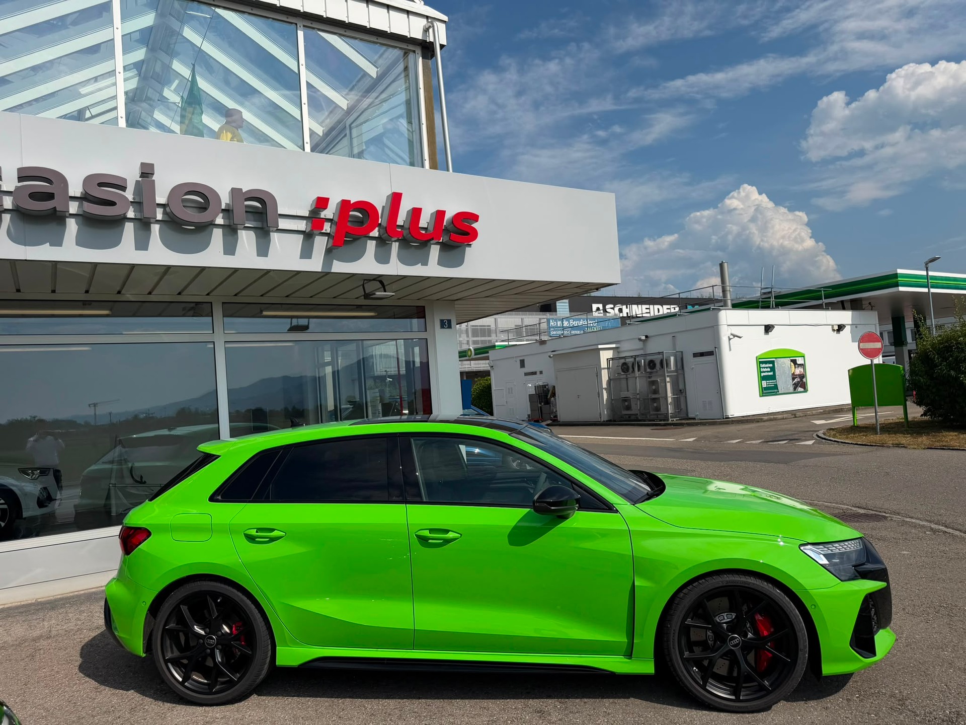 AUDI RS3 Sportback 2.5 TSI quattro S-tronic-showroom-element-2