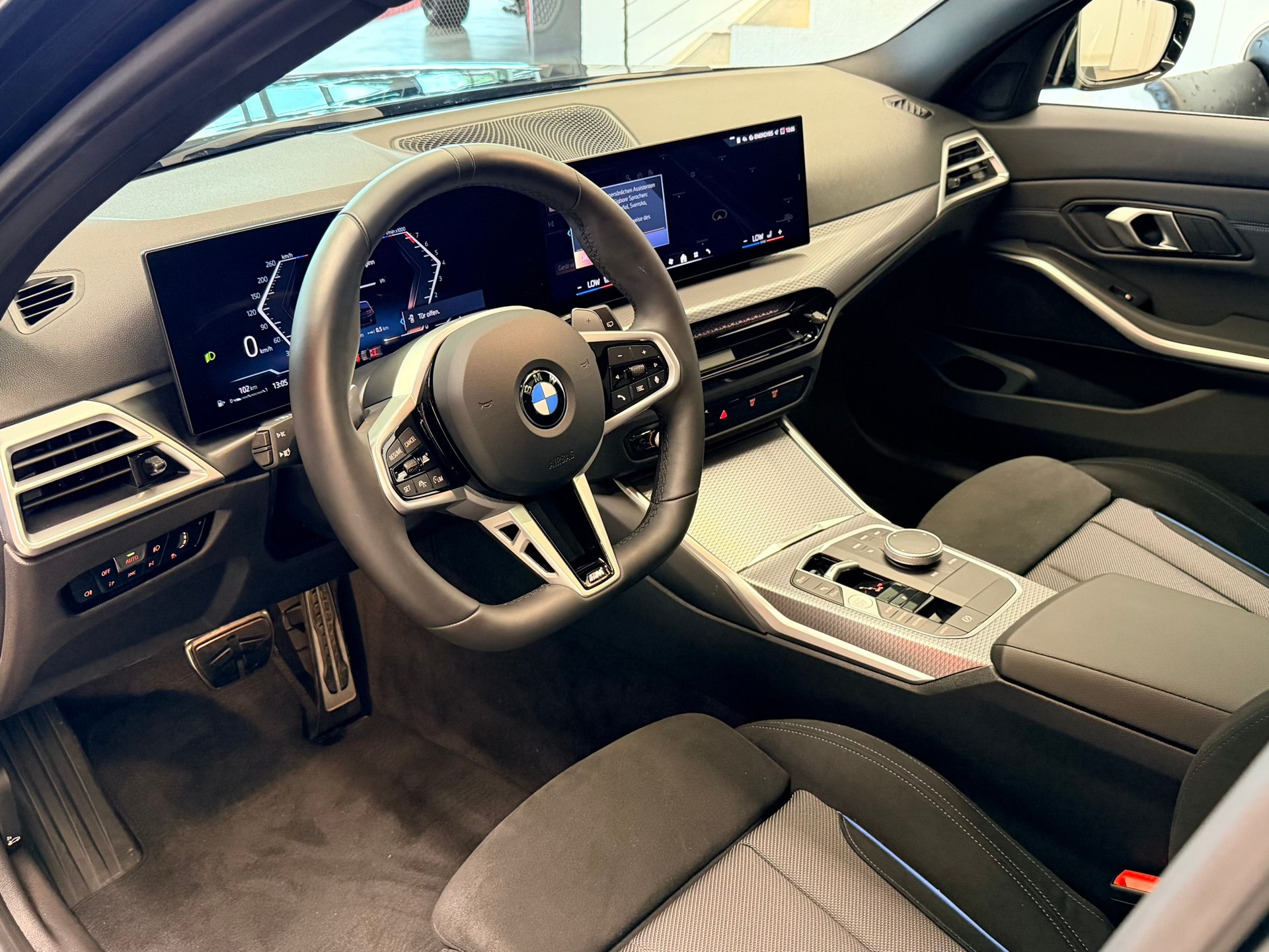 BMW 330i Touring xDrive Steptronic M Sport Pro-image-10