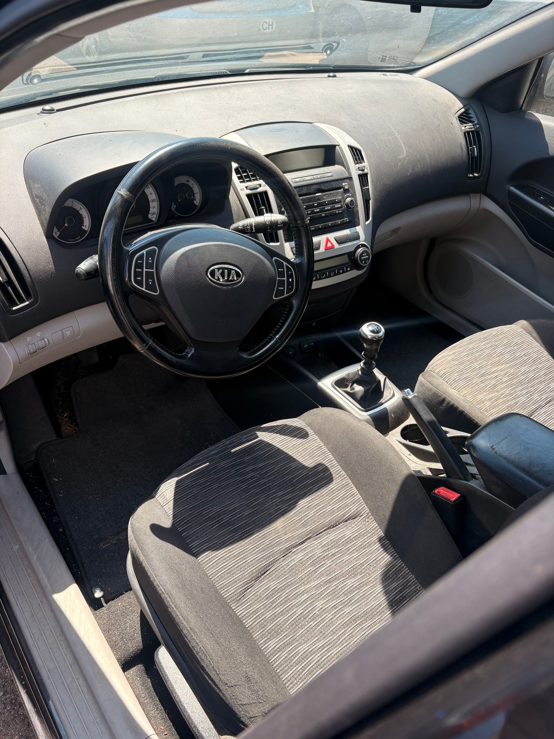 KIA Cee'd 1.6 16V Style-image-4