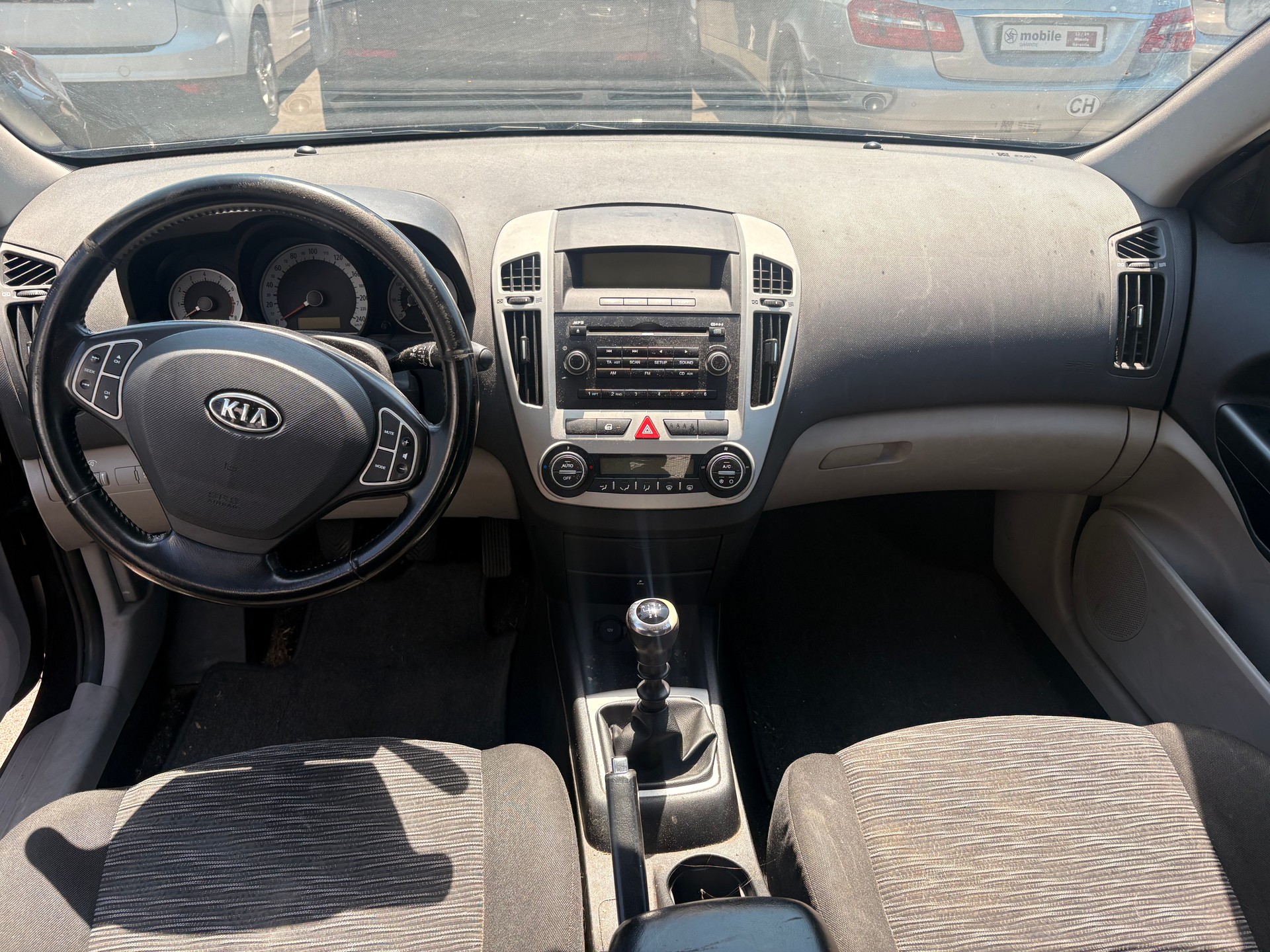 KIA Cee'd 1.6 16V Style-image-5