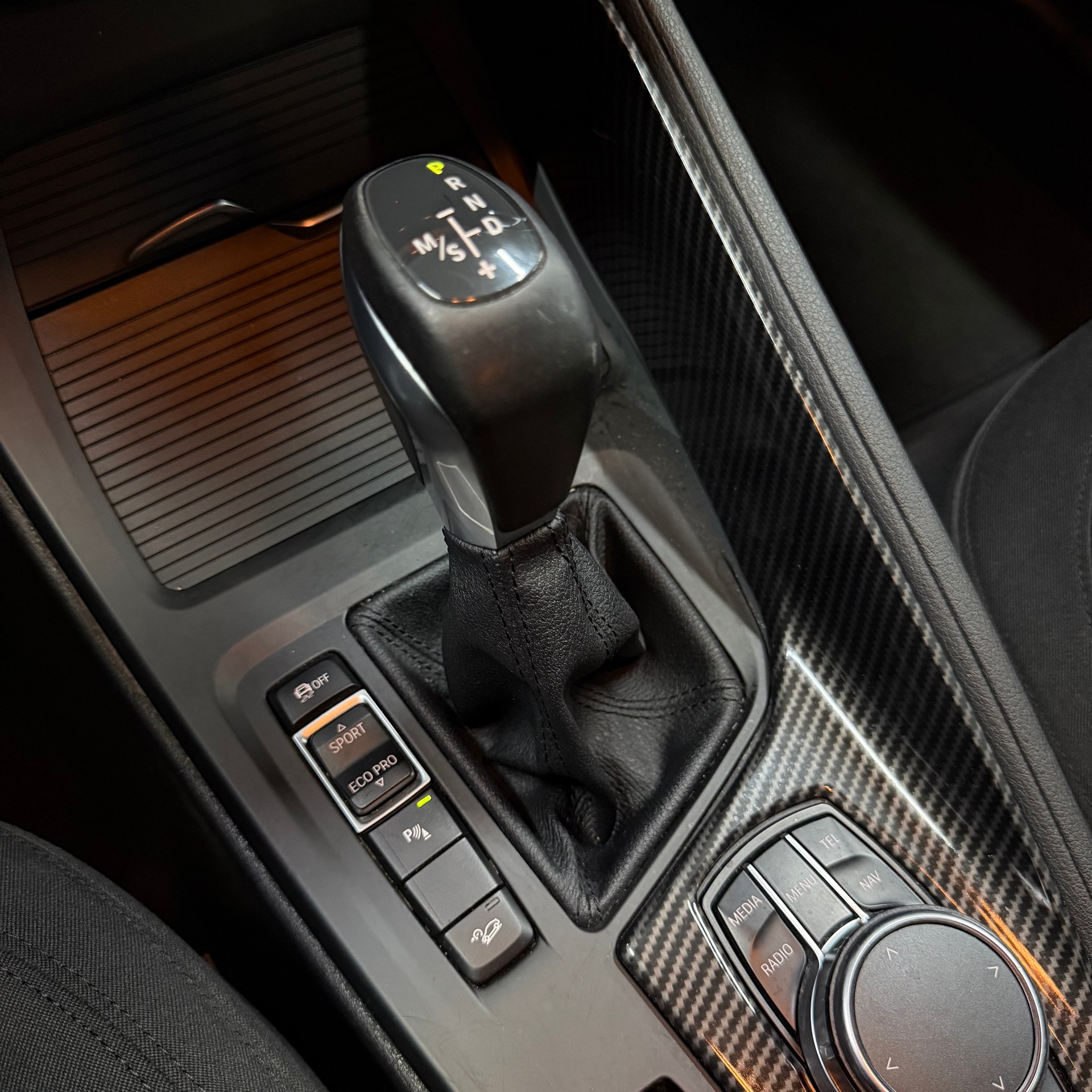 BMW X1 xDrive 20d Steptronic-image-13