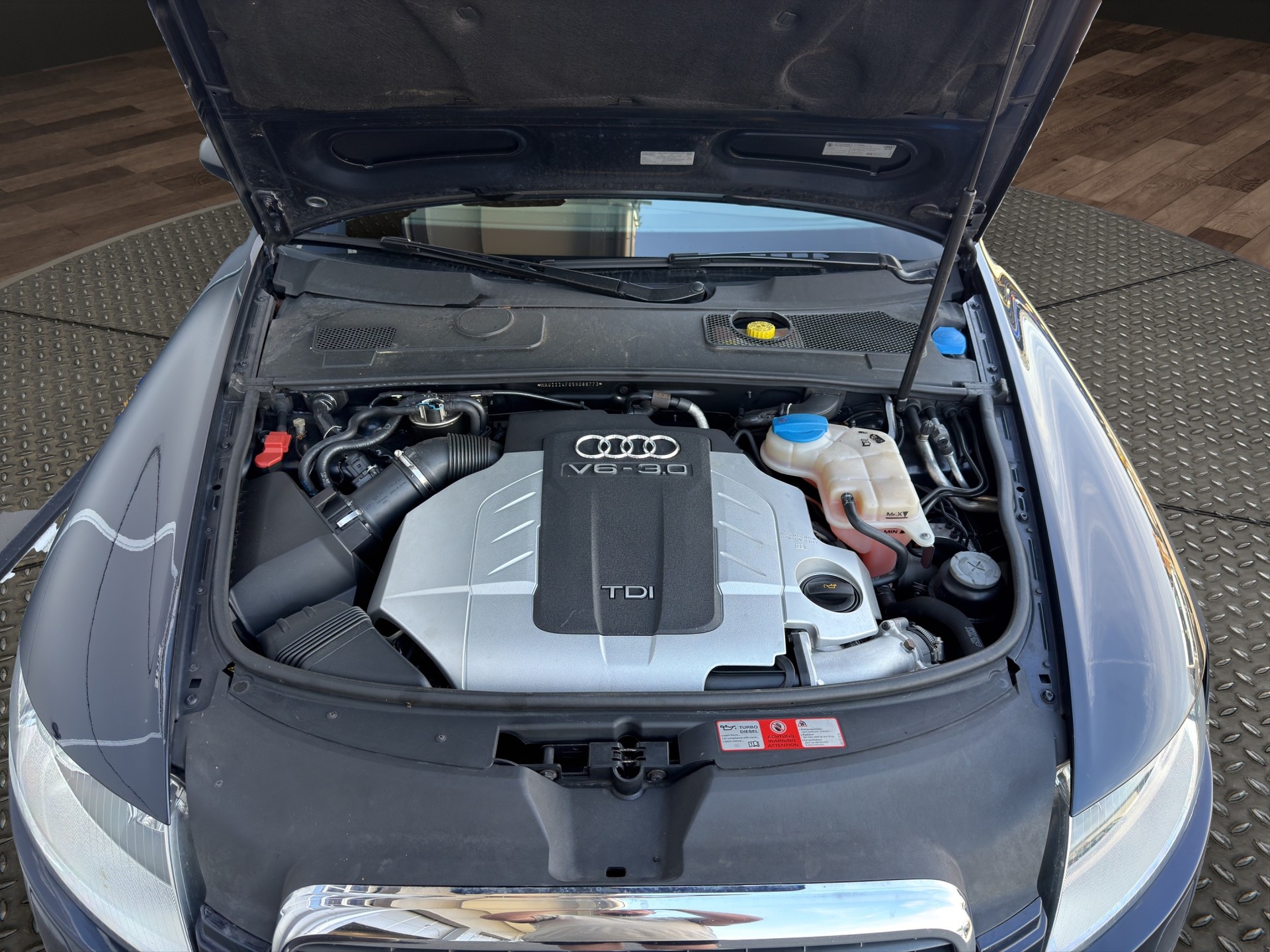 AUDI A6 Limousine 3.0 V6 TDI quattro-image-11