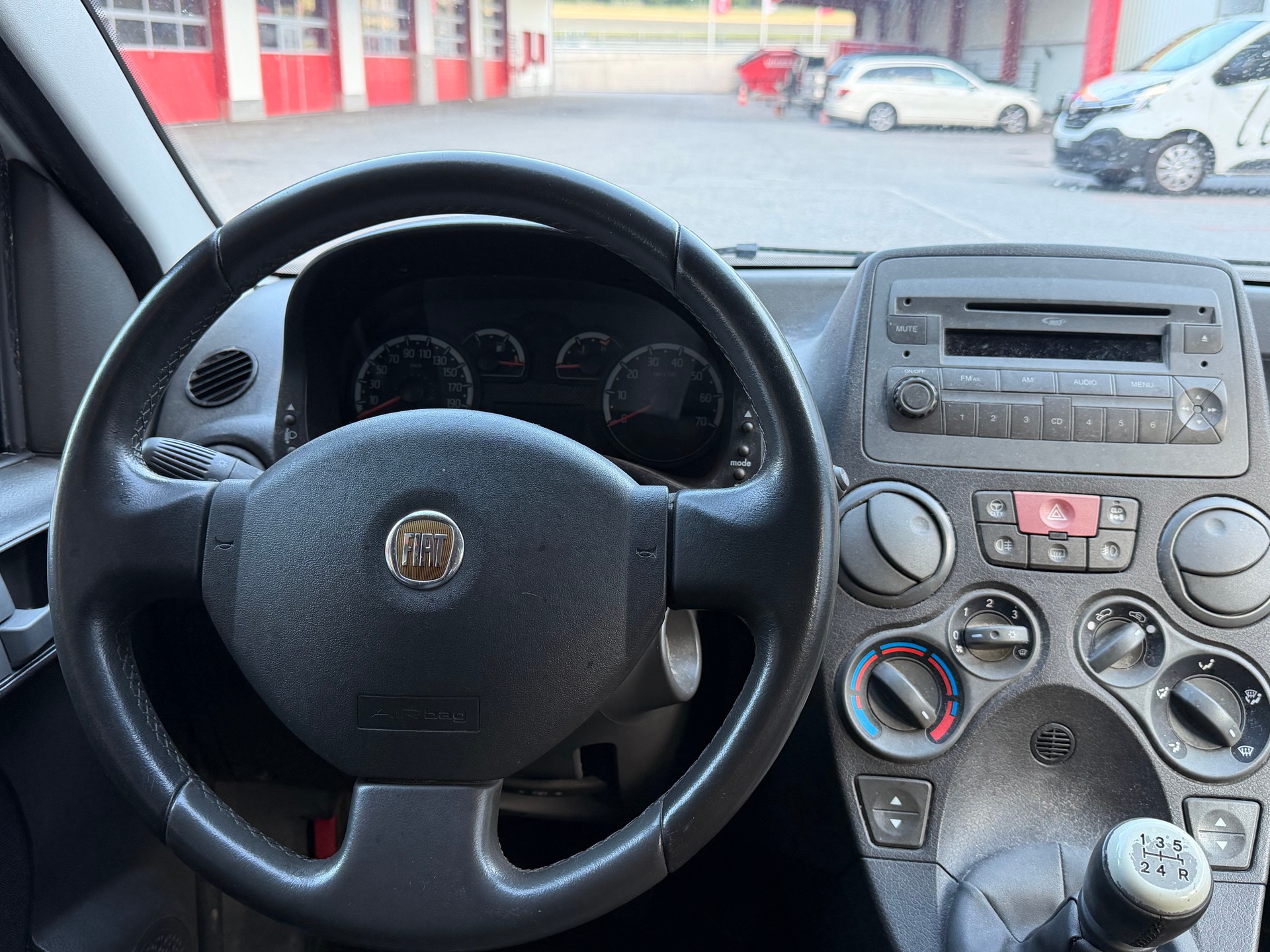FIAT Panda 1.3 16V JTD Climbing 4x4-image-6