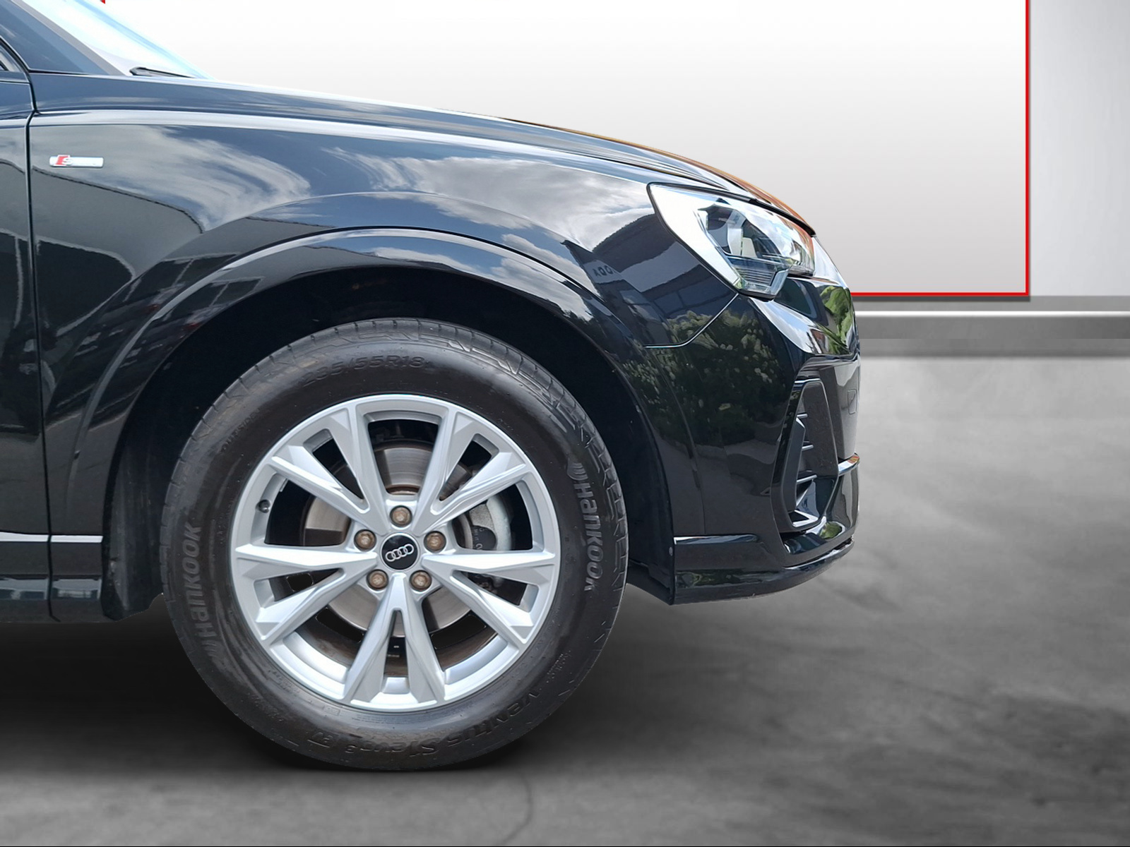 AUDI Q3 35 TFSI S line S-tronic-image-14