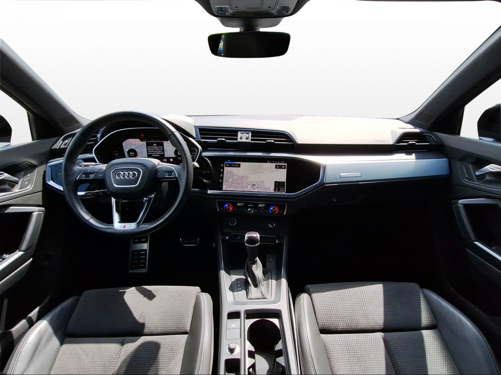 AUDI Q3 35 TFSI S line S-tronic-showroom-element-3