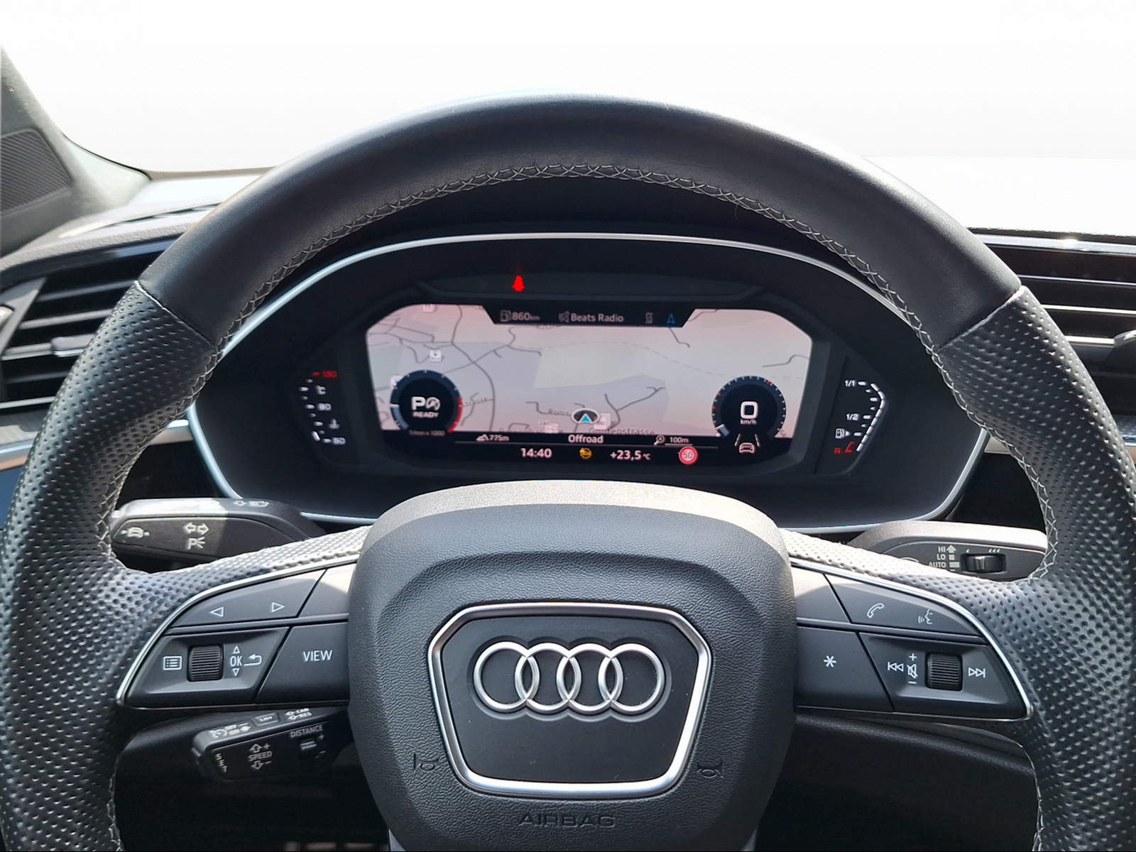 AUDI Q3 35 TFSI S line S-tronic-image-4