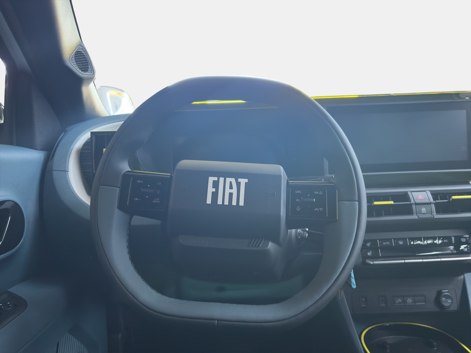 FIAT Grande Panda 1.2/100 Hybrid Icon-image-12