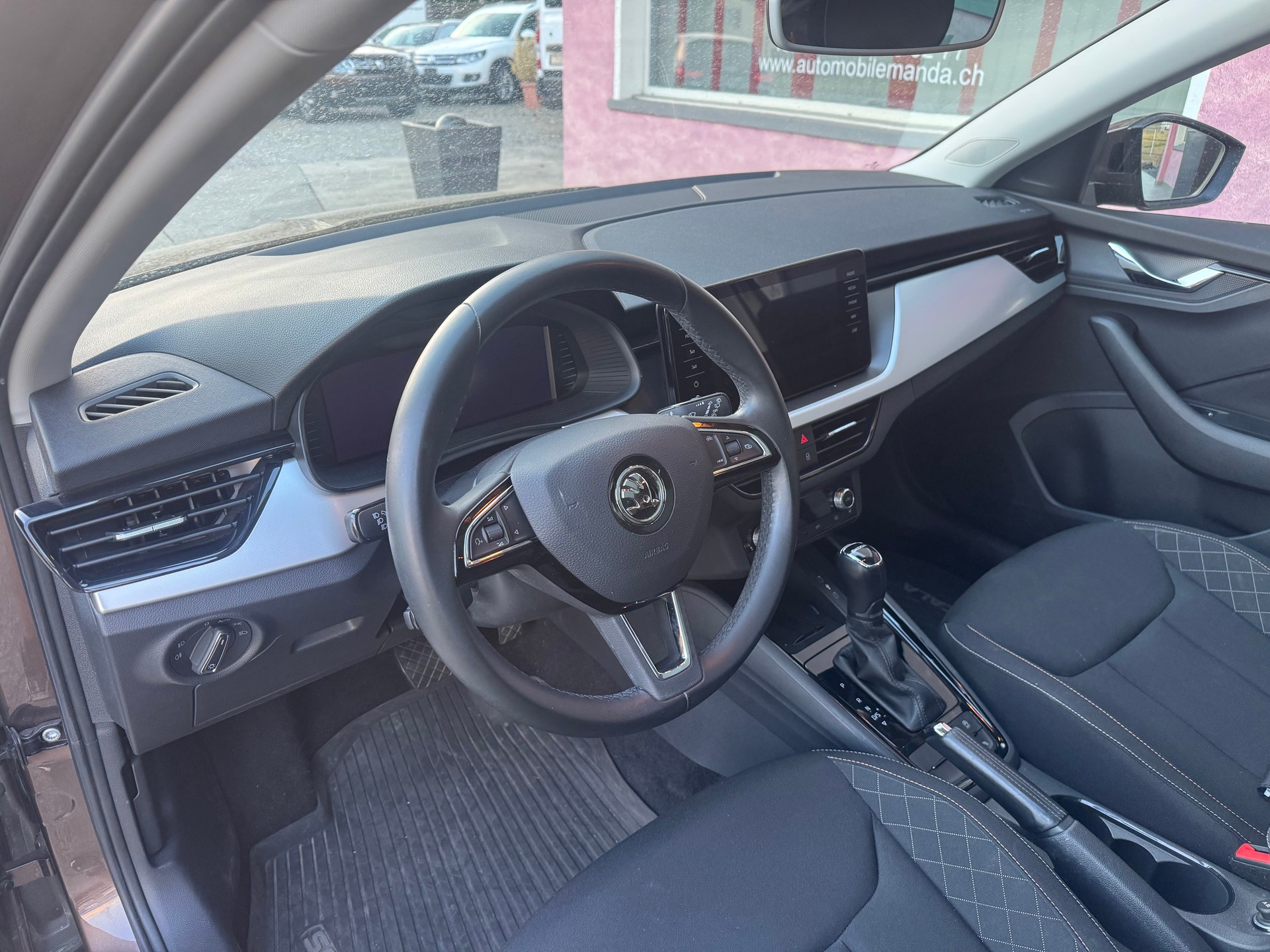 SKODA Scala 1.0 TSI Ambition-image-10