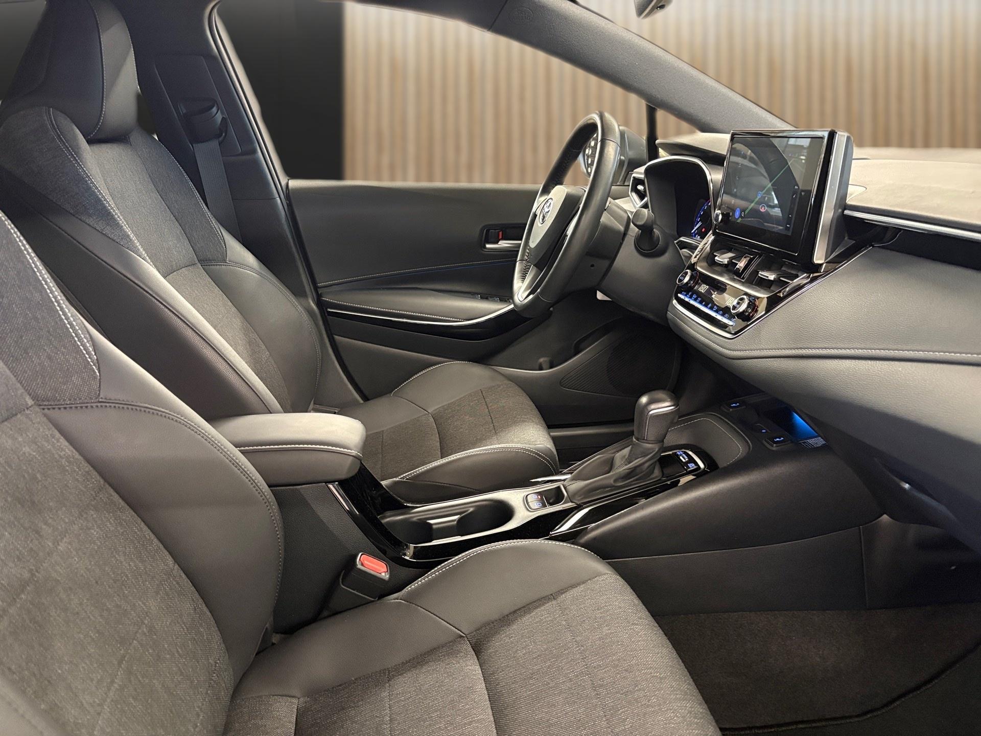 TOYOTA Corolla 1.8 HSD Trend e-CVT-image-15