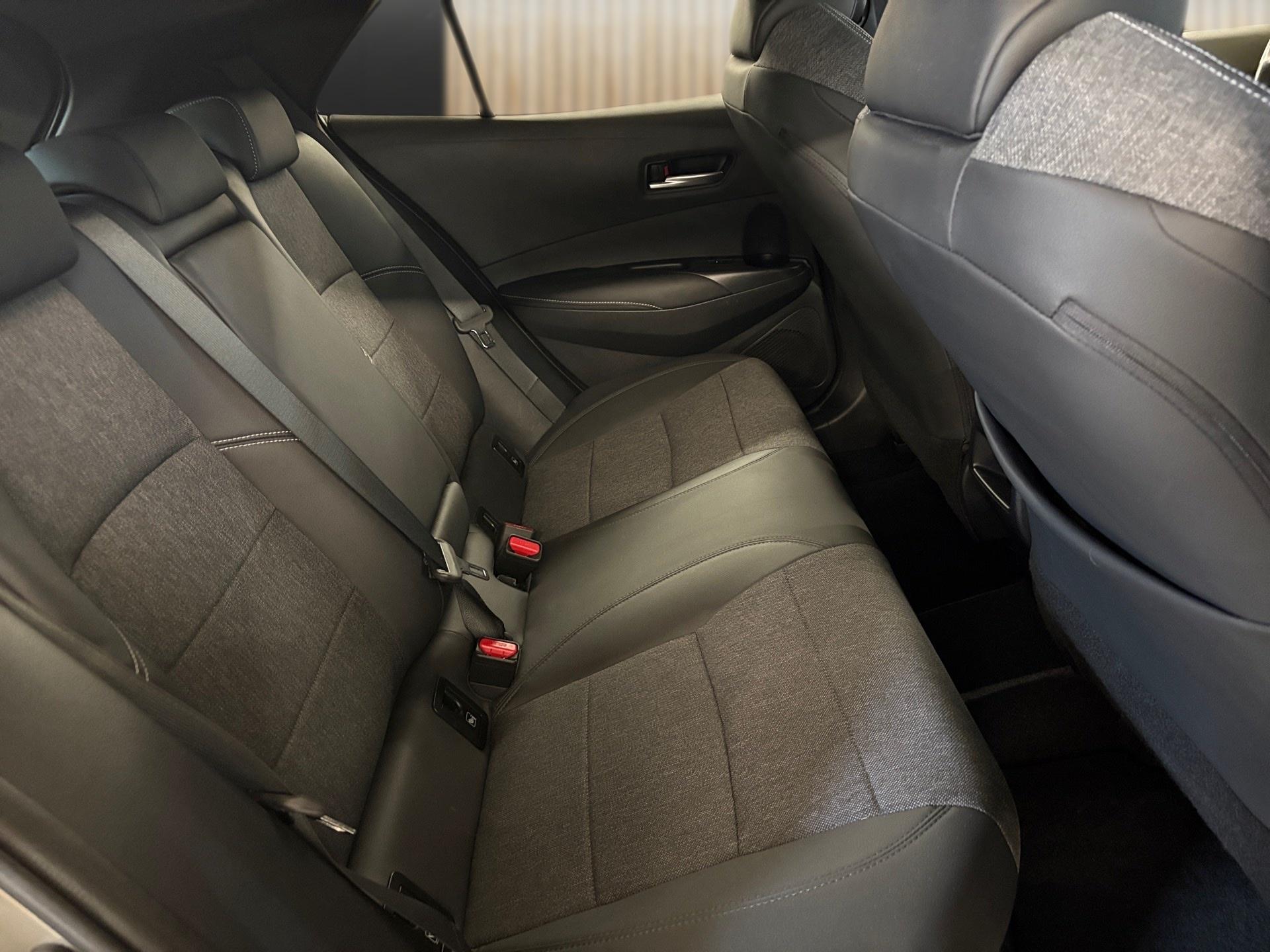 TOYOTA Corolla 1.8 HSD Trend e-CVT-image-14