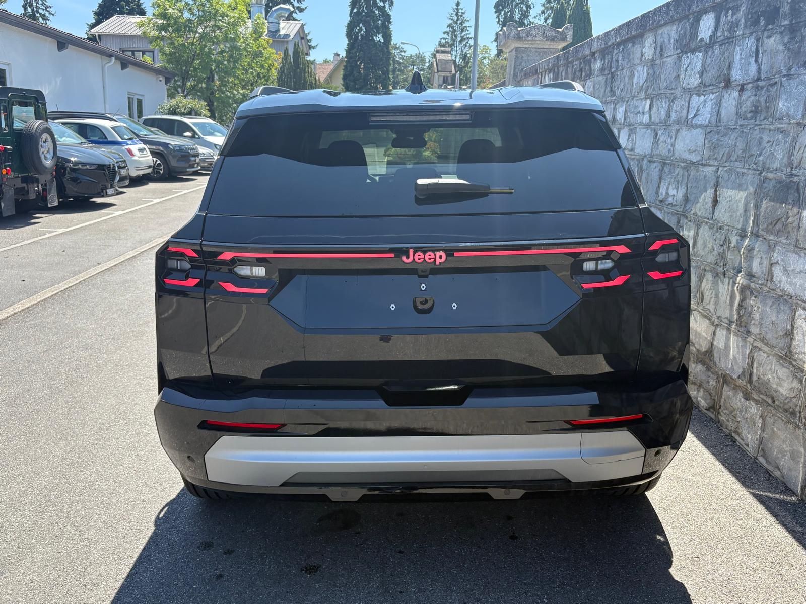 JEEP Compass 1.2 T e-Hybrid First Edition-image-4