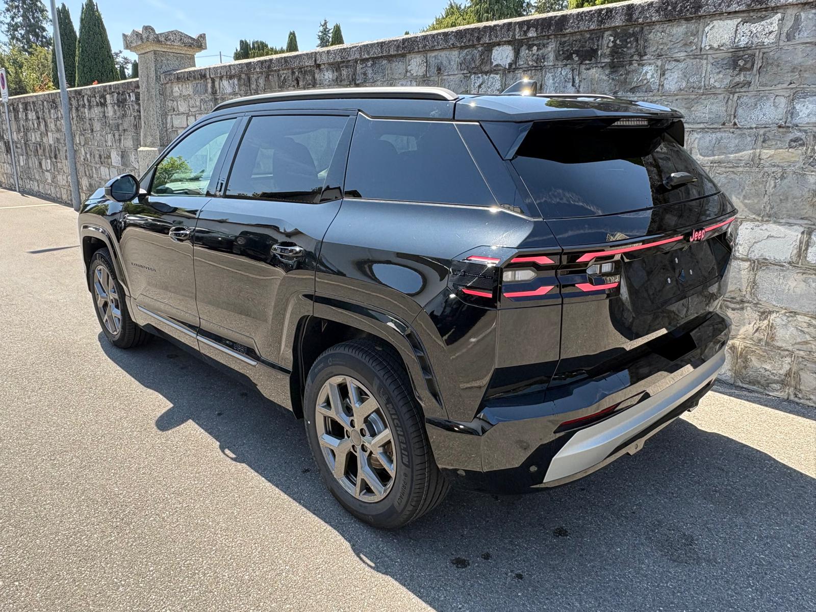 JEEP Compass 1.2 T e-Hybrid First Edition-image-3