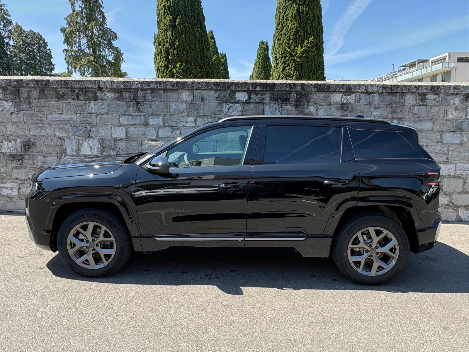 JEEP Compass 1.2 T e-Hybrid First Edition-image-0