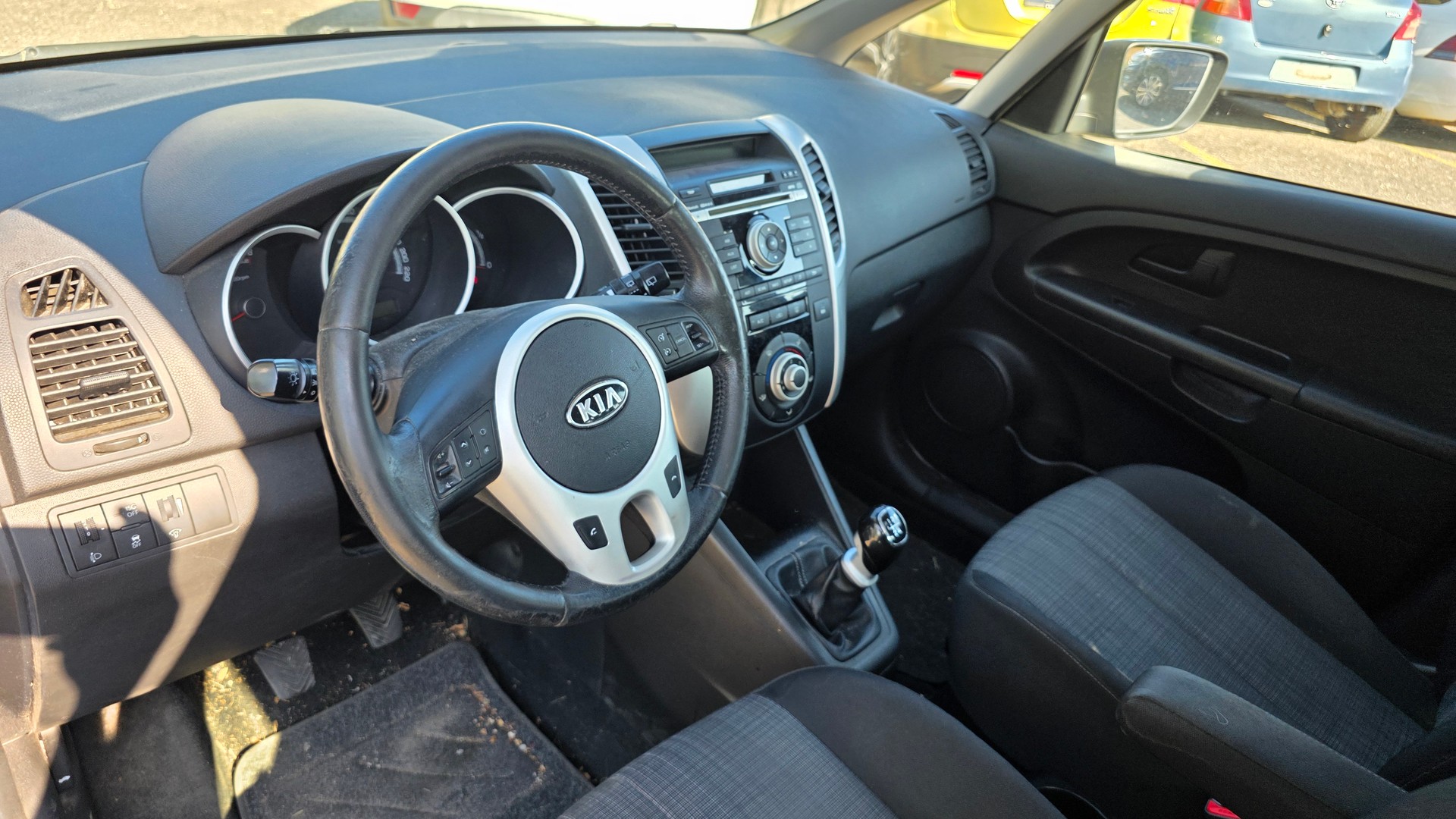 KIA Venga 1.6 CVVT Classic-image-4
