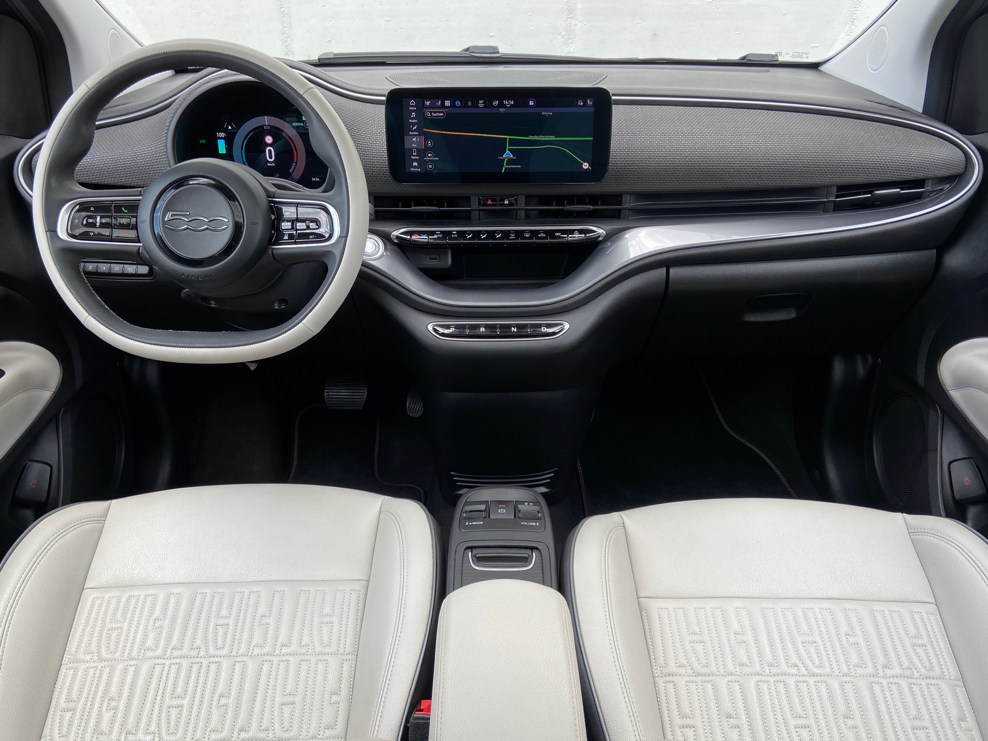 FIAT 500 electric 87 kW La Prima-image-4