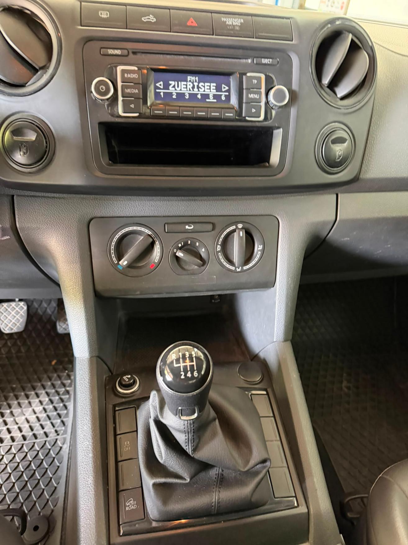 VW Amarok Pick-up 2.0 TDI 140-image-12