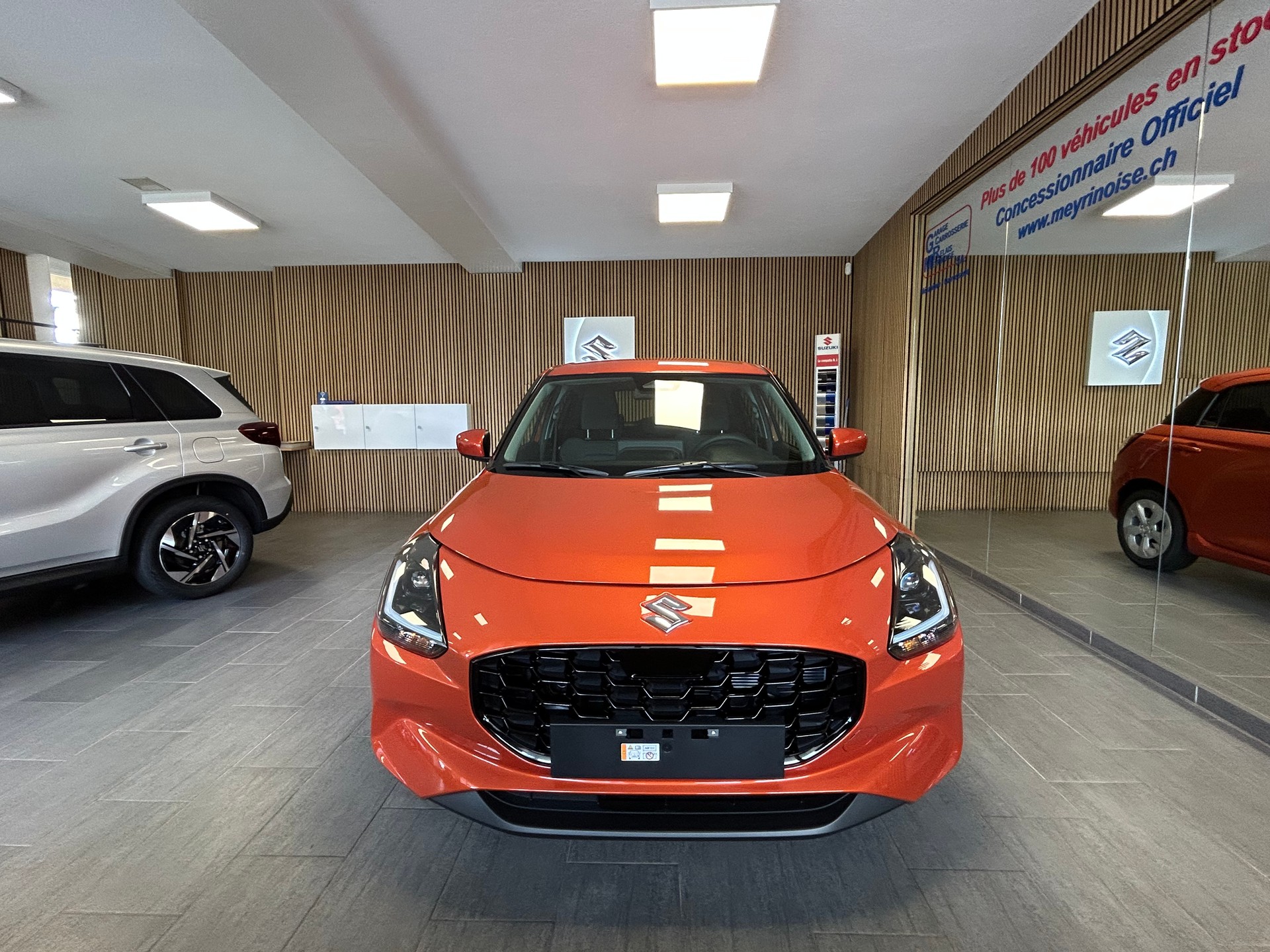 SUZUKI Swift 1.2 Sakura Hybrid-image-2