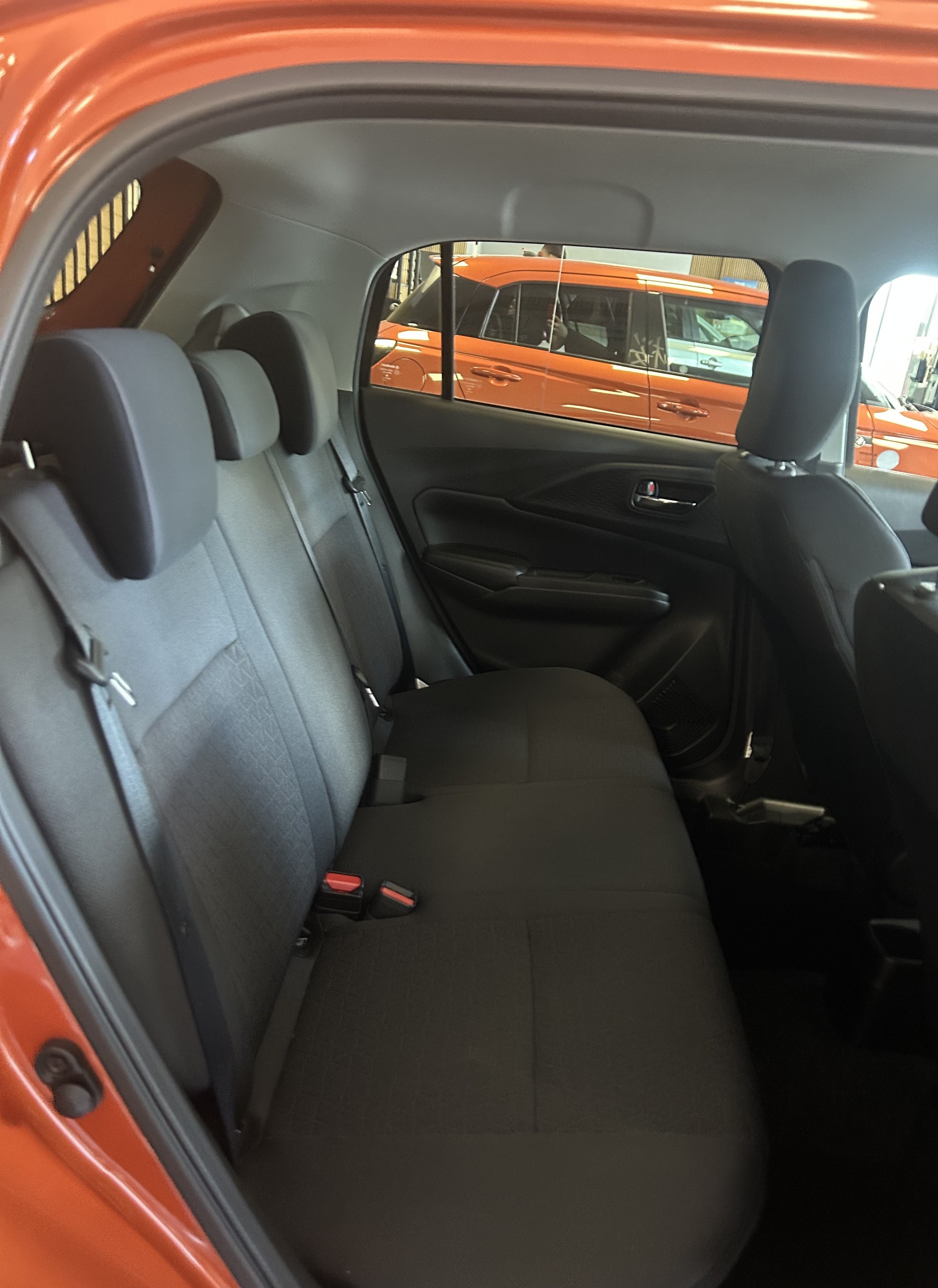 SUZUKI Swift 1.2 Sakura Hybrid-image-15