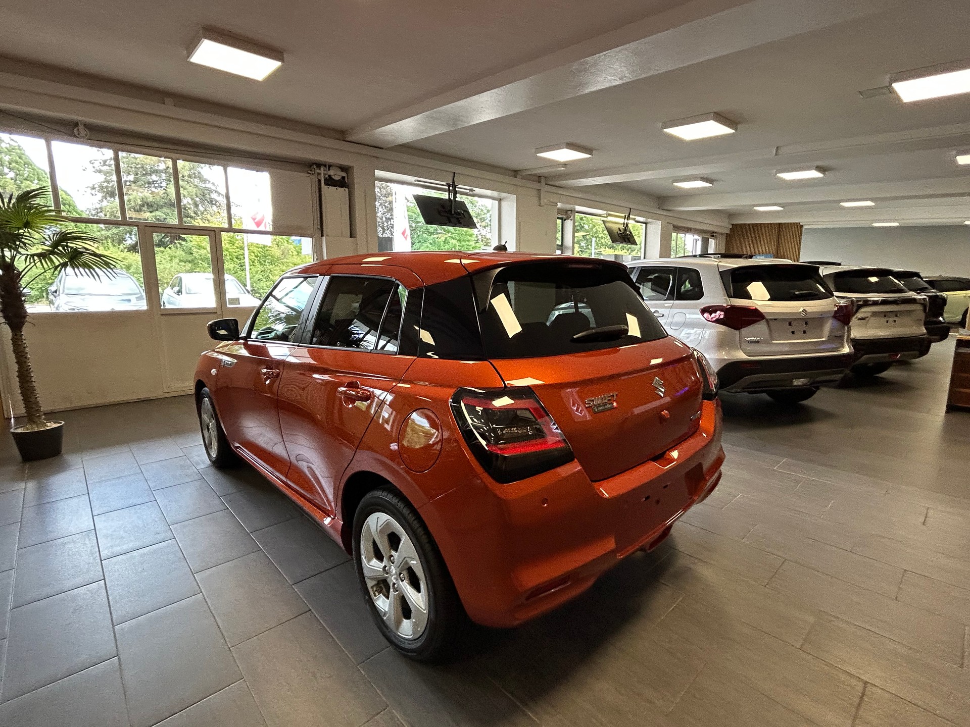 SUZUKI Swift 1.2 Sakura Hybrid-image-4