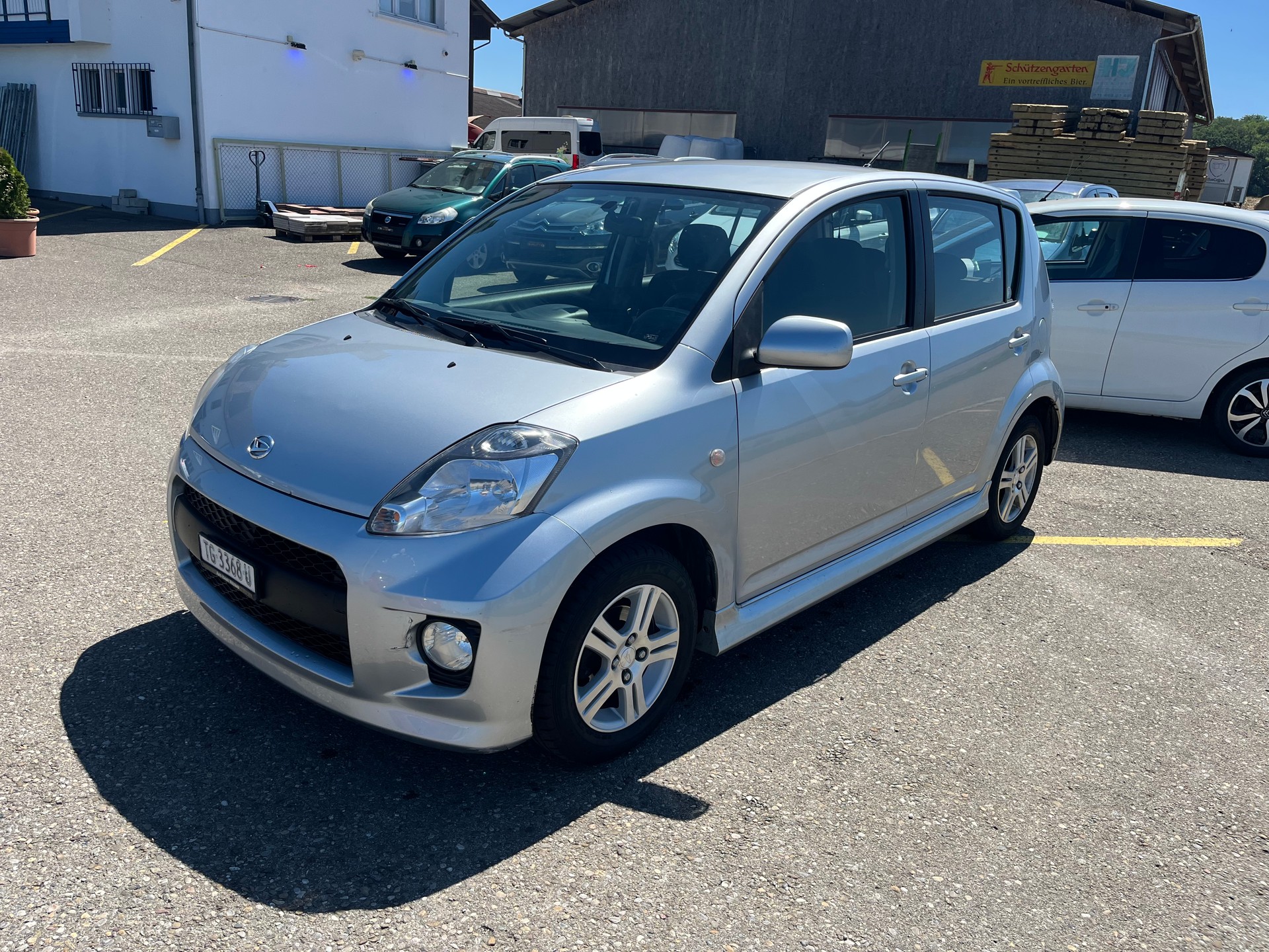 DAIHATSU Sirion 1.3 S Custom 4WD-image-2