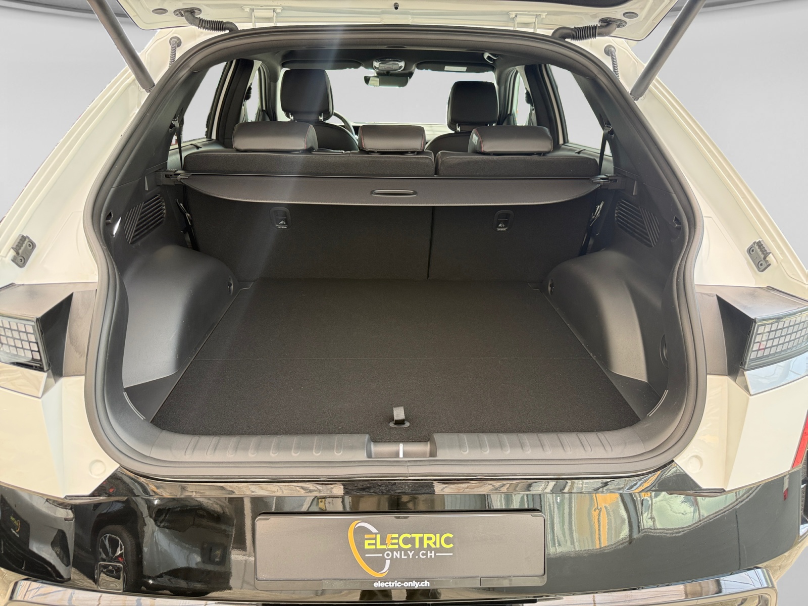 HYUNDAI Ioniq 5 N Line 84kWh-image-17
