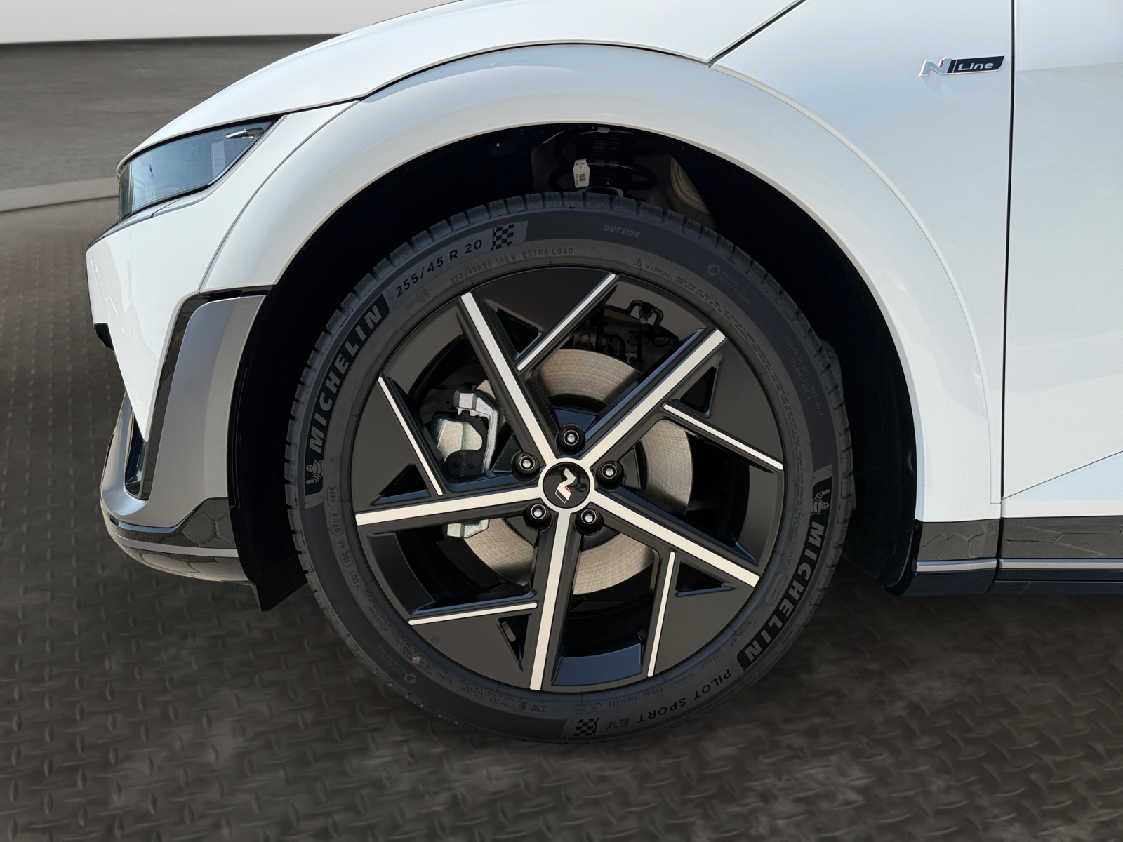 HYUNDAI Ioniq 5 N Line 84kWh-image-8