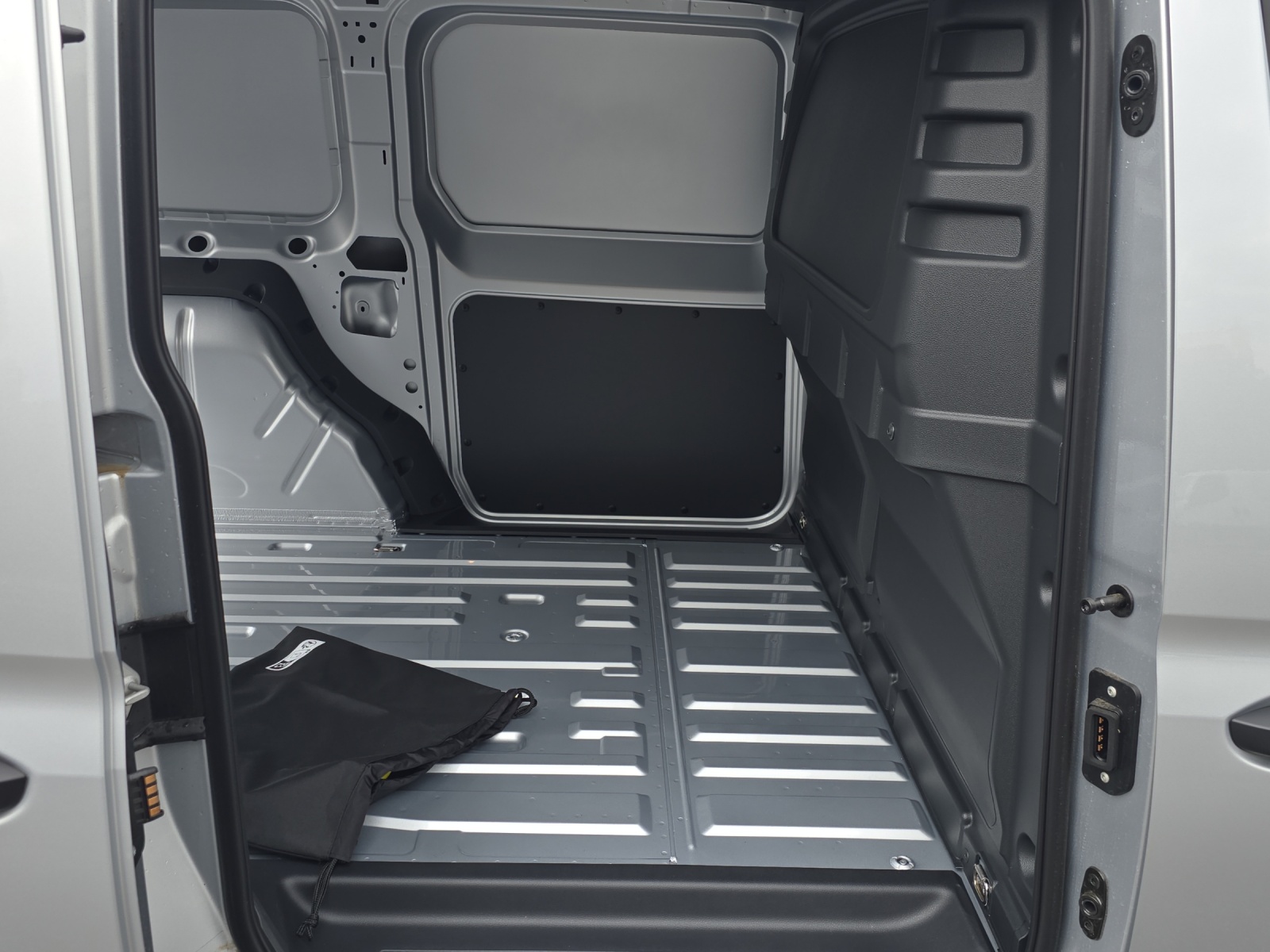 FORD Transit Connect fourg. 1.5 Eco-image-7