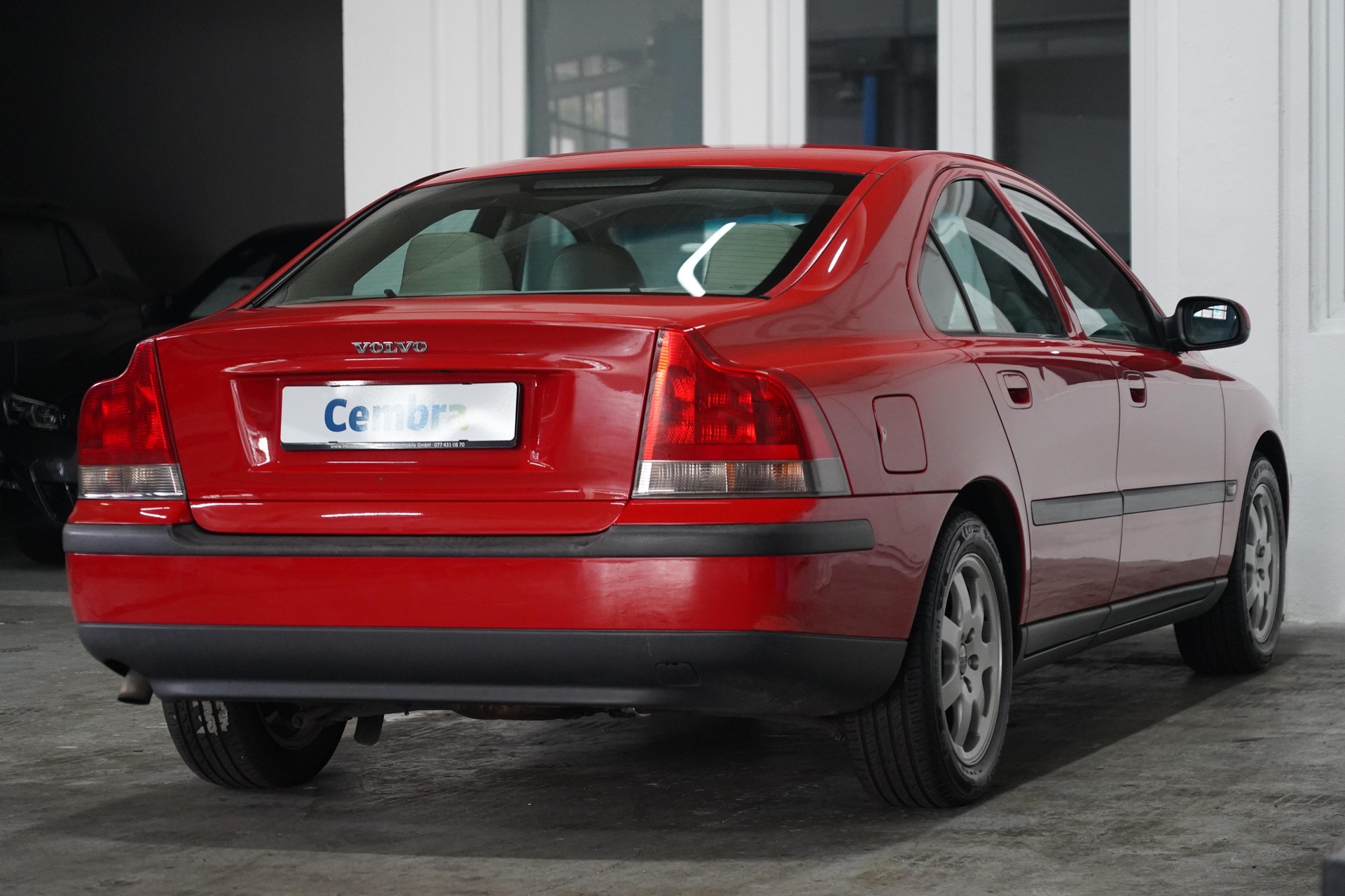 VOLVO S60 D5-image-7
