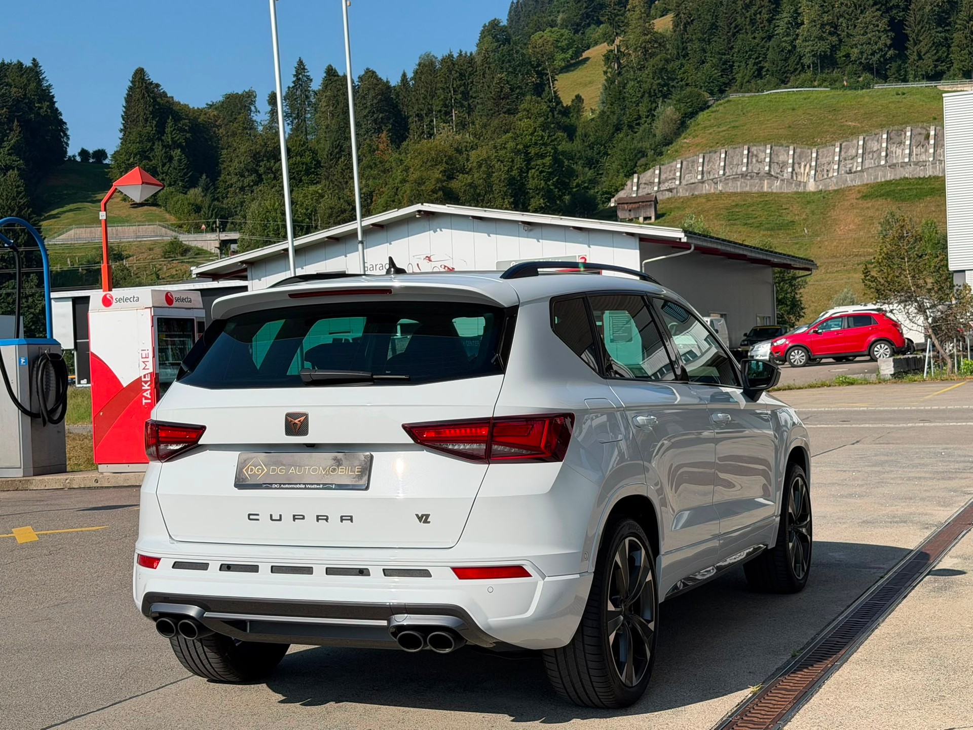 CUPRA Ateca 2.0TSI VZ 4Drive DSG *Top Ausgestattet**Cupra- & Startknopf am Lenkrad**Panorama**Assistenzpaket XL**DCC*-image-5
