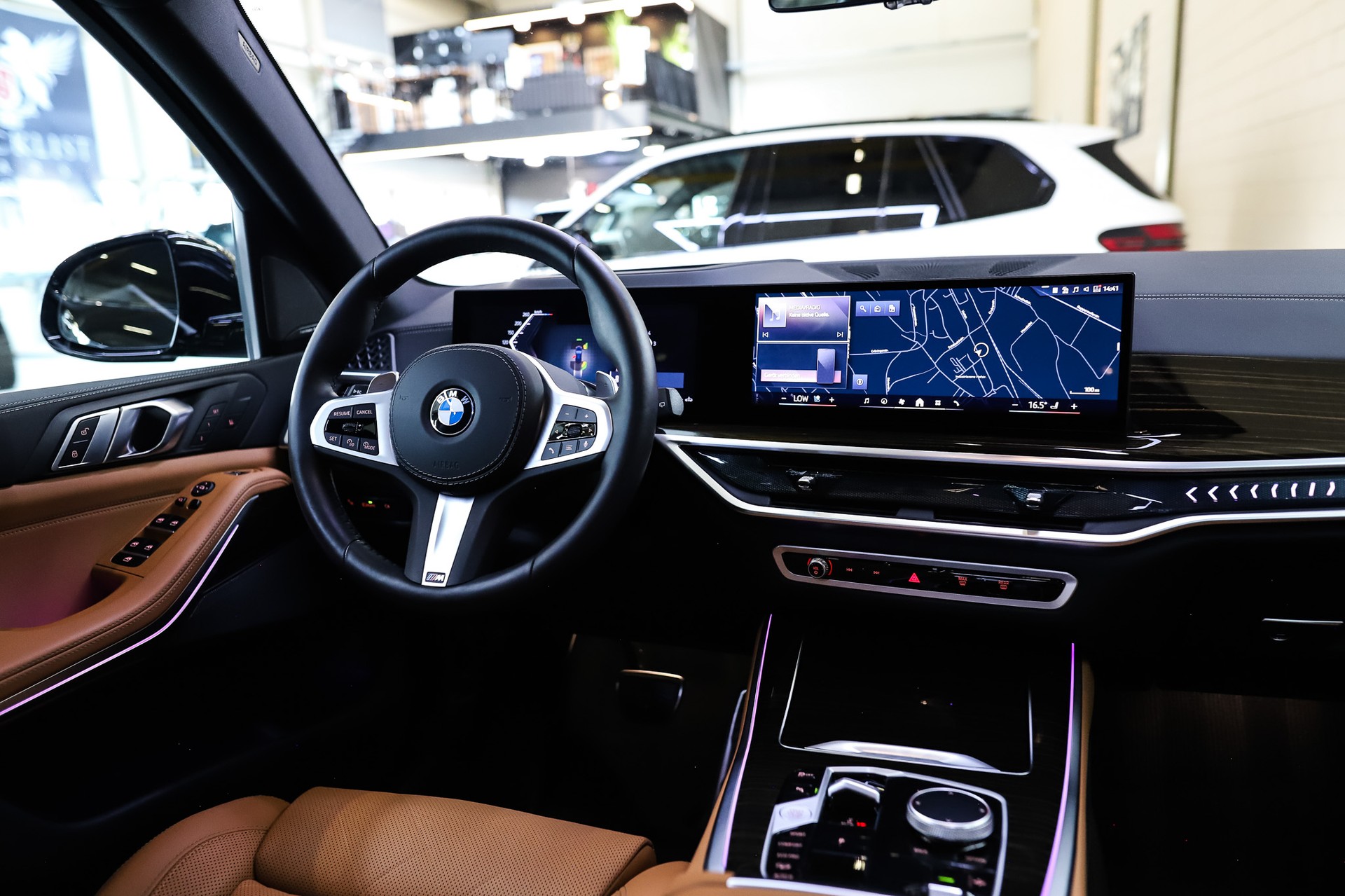 BMW X5 xDrive 48V 40d M Sport Steptronic *FACELIFT*-image-23