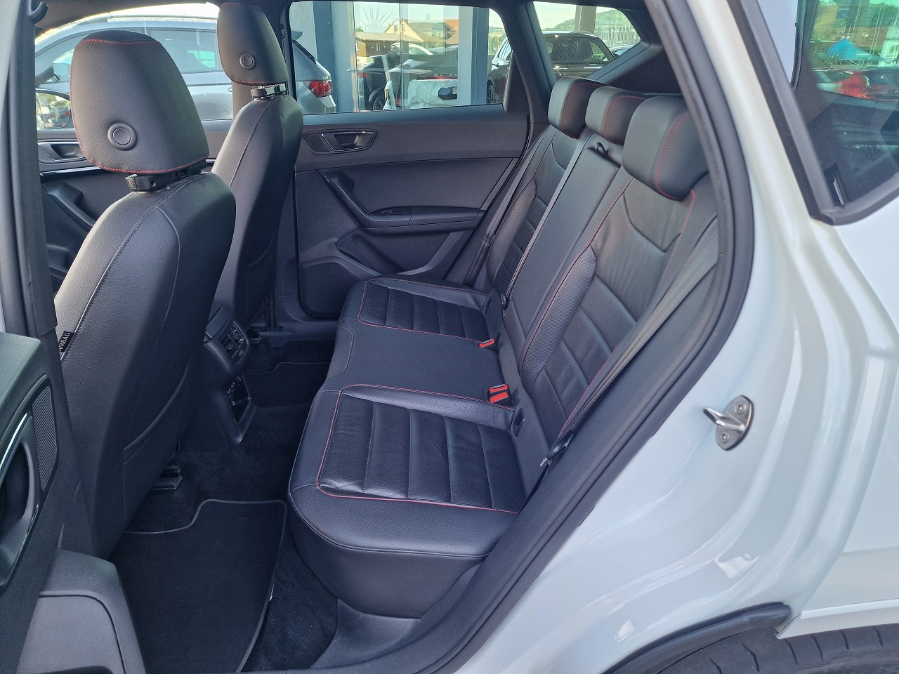 SEAT Ateca 2.0 TSI SWISS FR 4Drive DSG-image-11