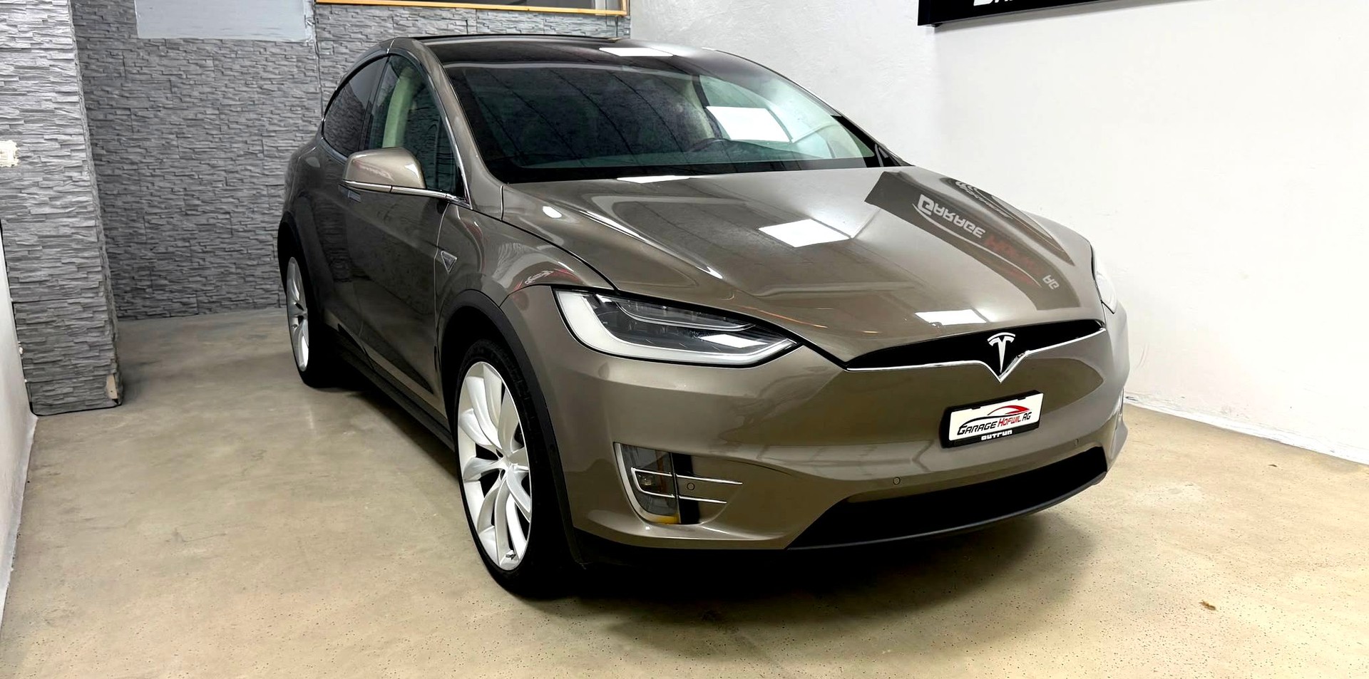 TESLA Model X 90 D Signature Performance-image-7