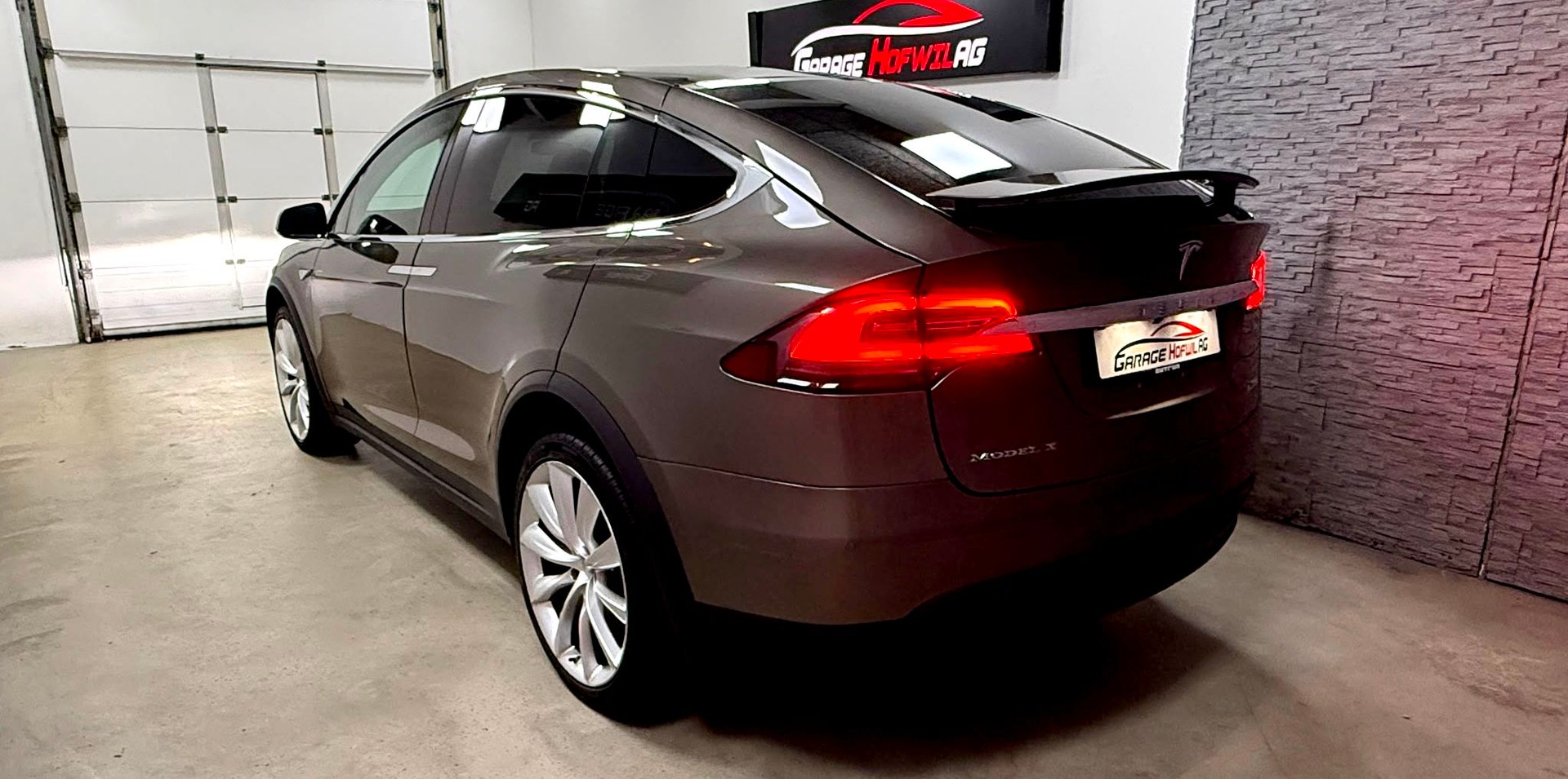 TESLA Model X 90 D Signature Performance-image-4