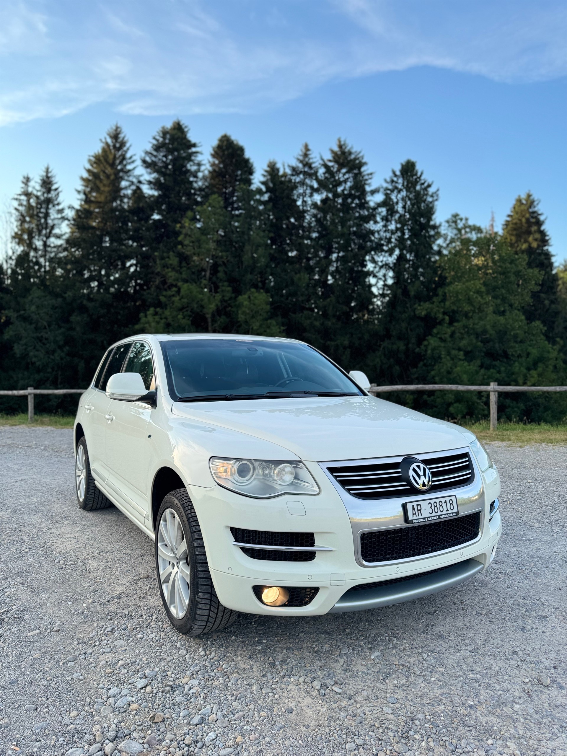 VW TOUAREG R-LINE 3.0 TDI AHK3500KG-image-4