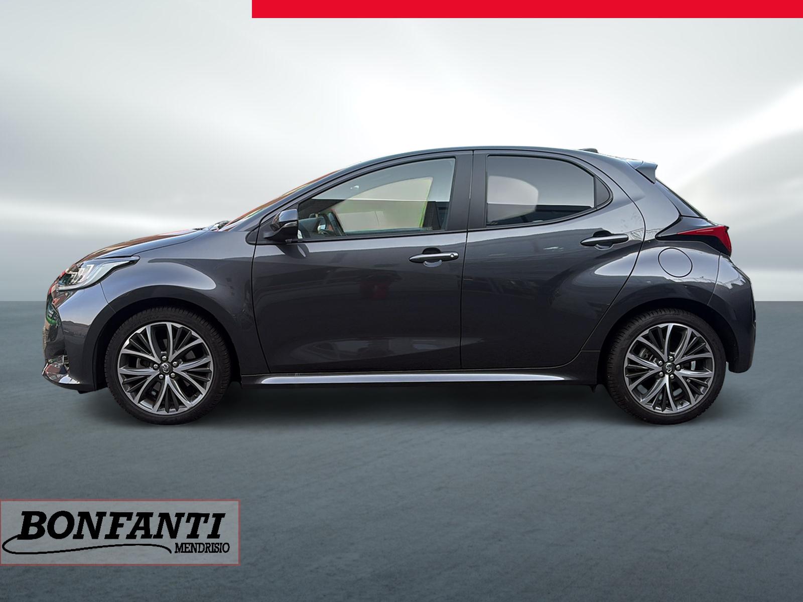 TOYOTA Yaris 1.5 VVT-i HSD Premium-image-2