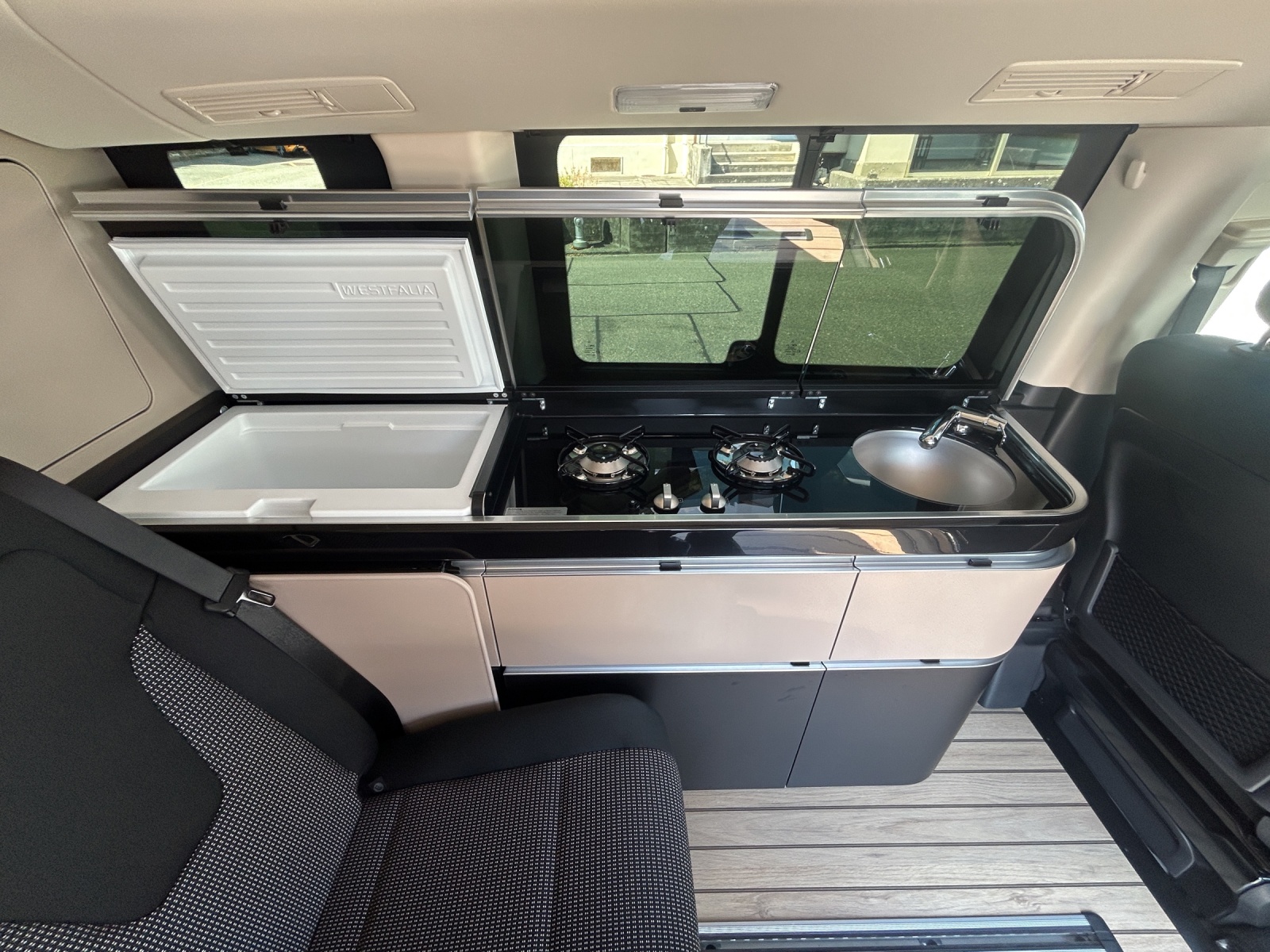 MERCEDES-BENZ Marco Polo 250 d 4M Automat-image-13