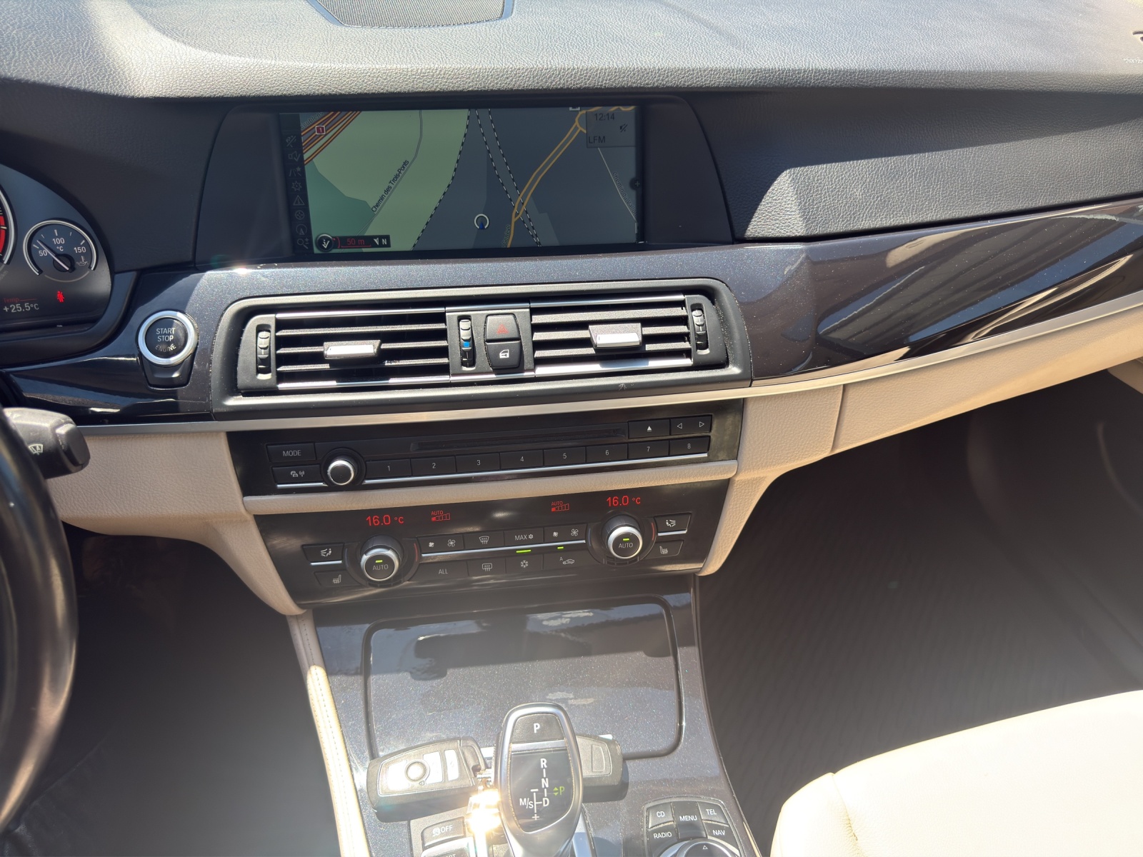BMW 520d Steptronic-image-12
