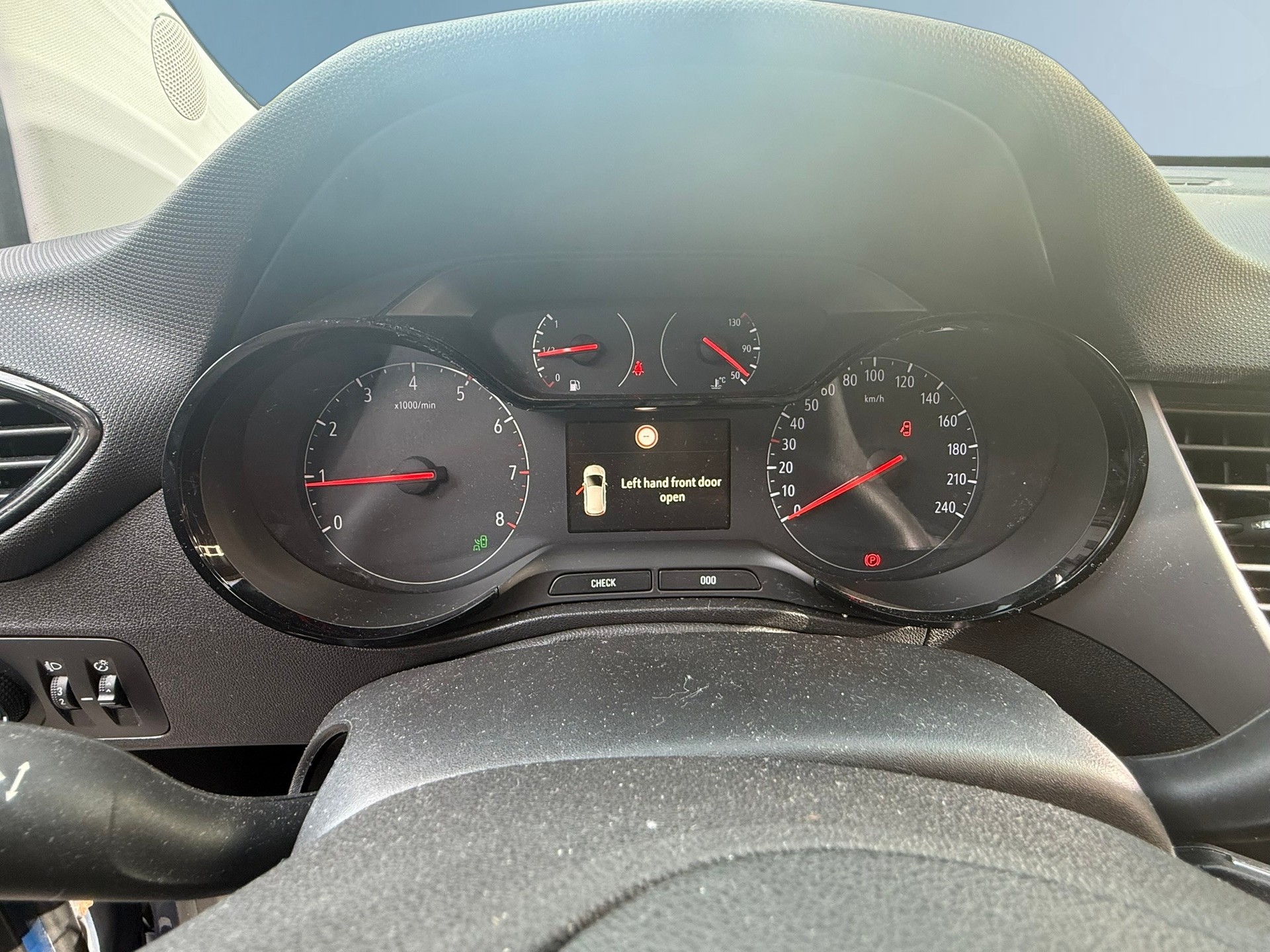OPEL Crossland X 1.2i Enjoy-image-14