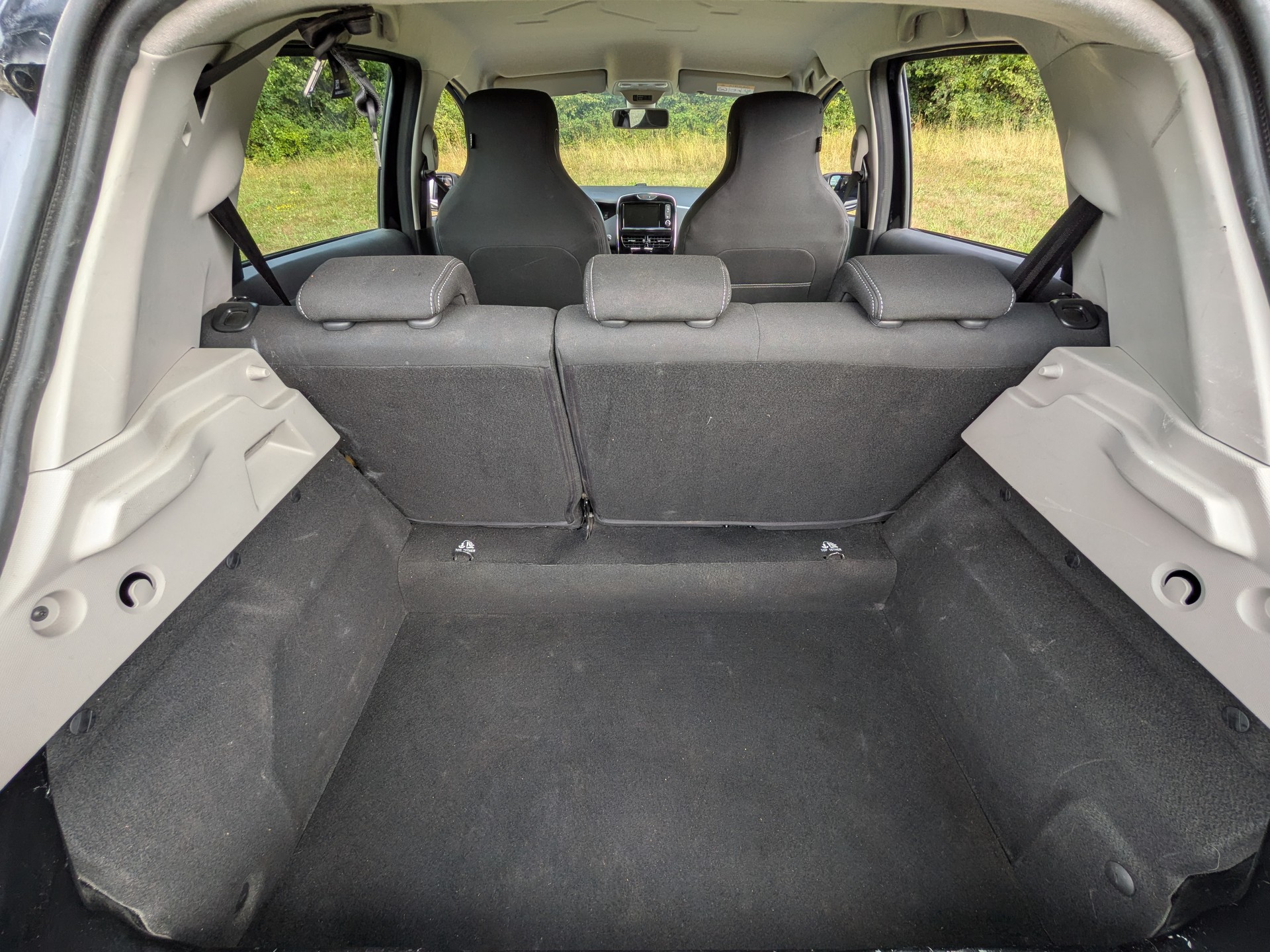 RENAULT R110 Limited mit neuem Motor und Batteriegesundheit 87%-image-6