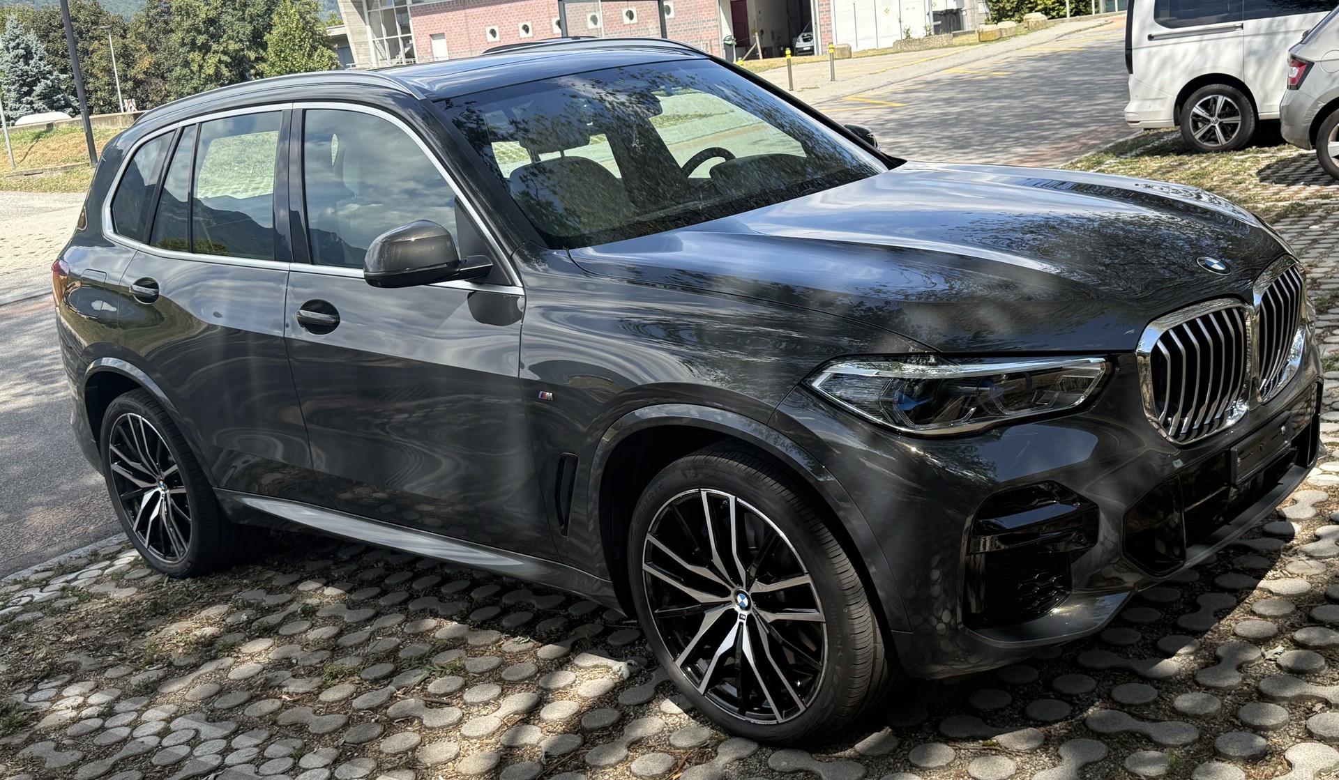 BMW X5 xDrive40d-image-1