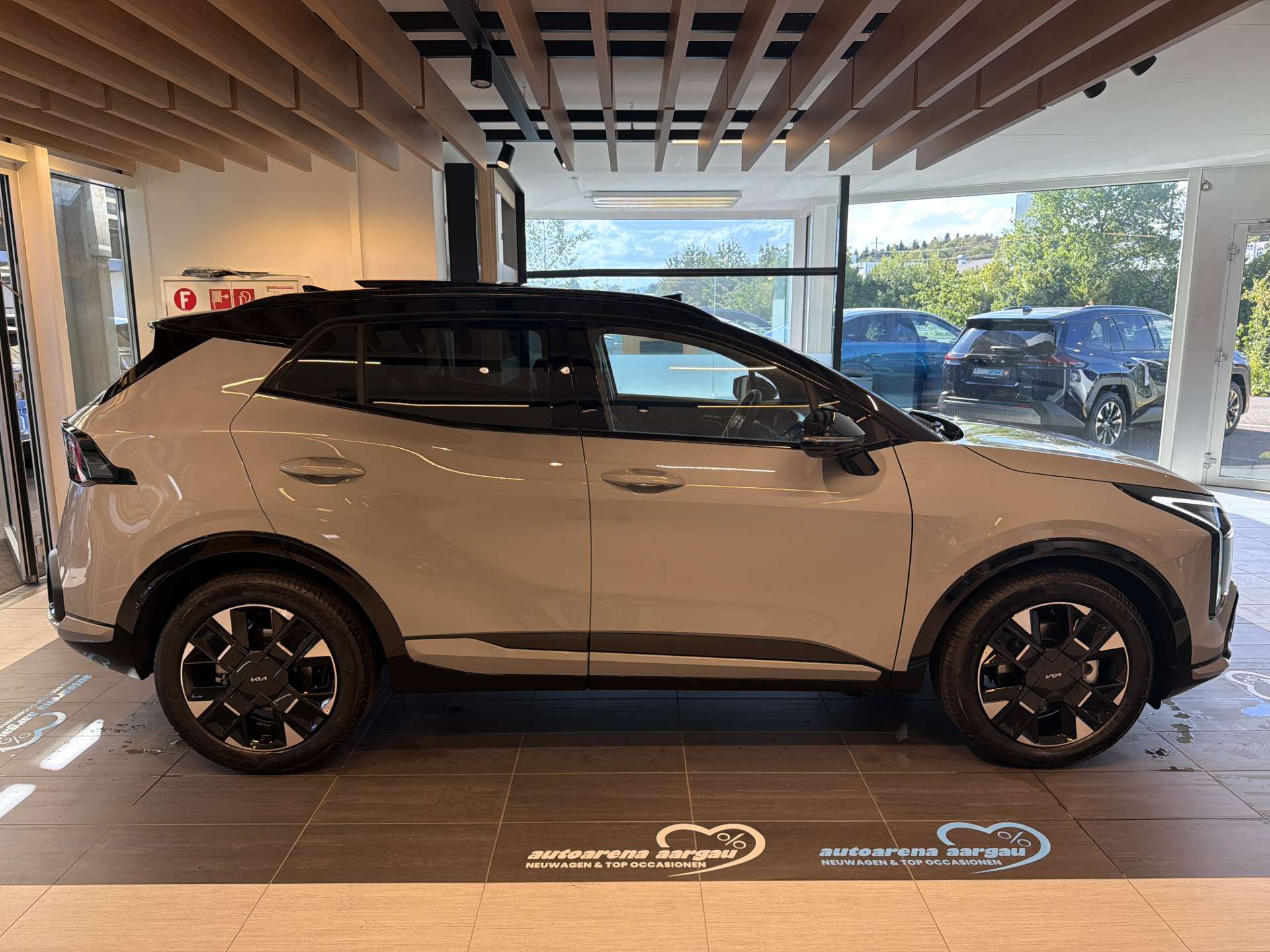 KIA Sportage 1.6T-GDi HEV GT-Line 239PS 4x4 Automat NEUES MODELL-image-13