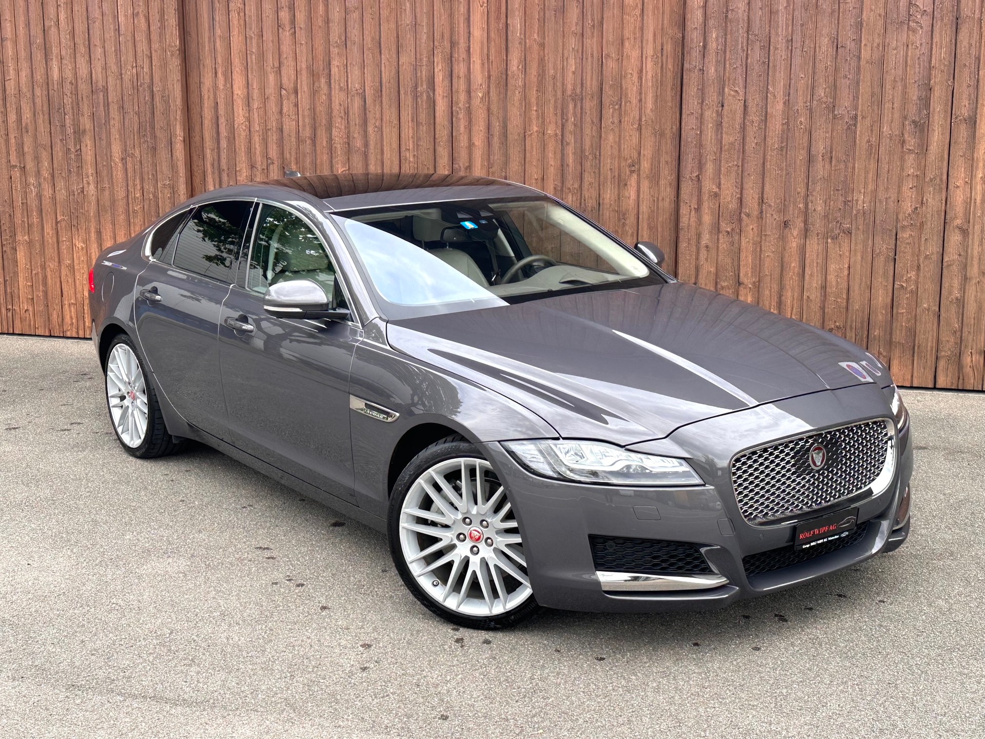 JAGUAR XF 35t Portfolio AWD