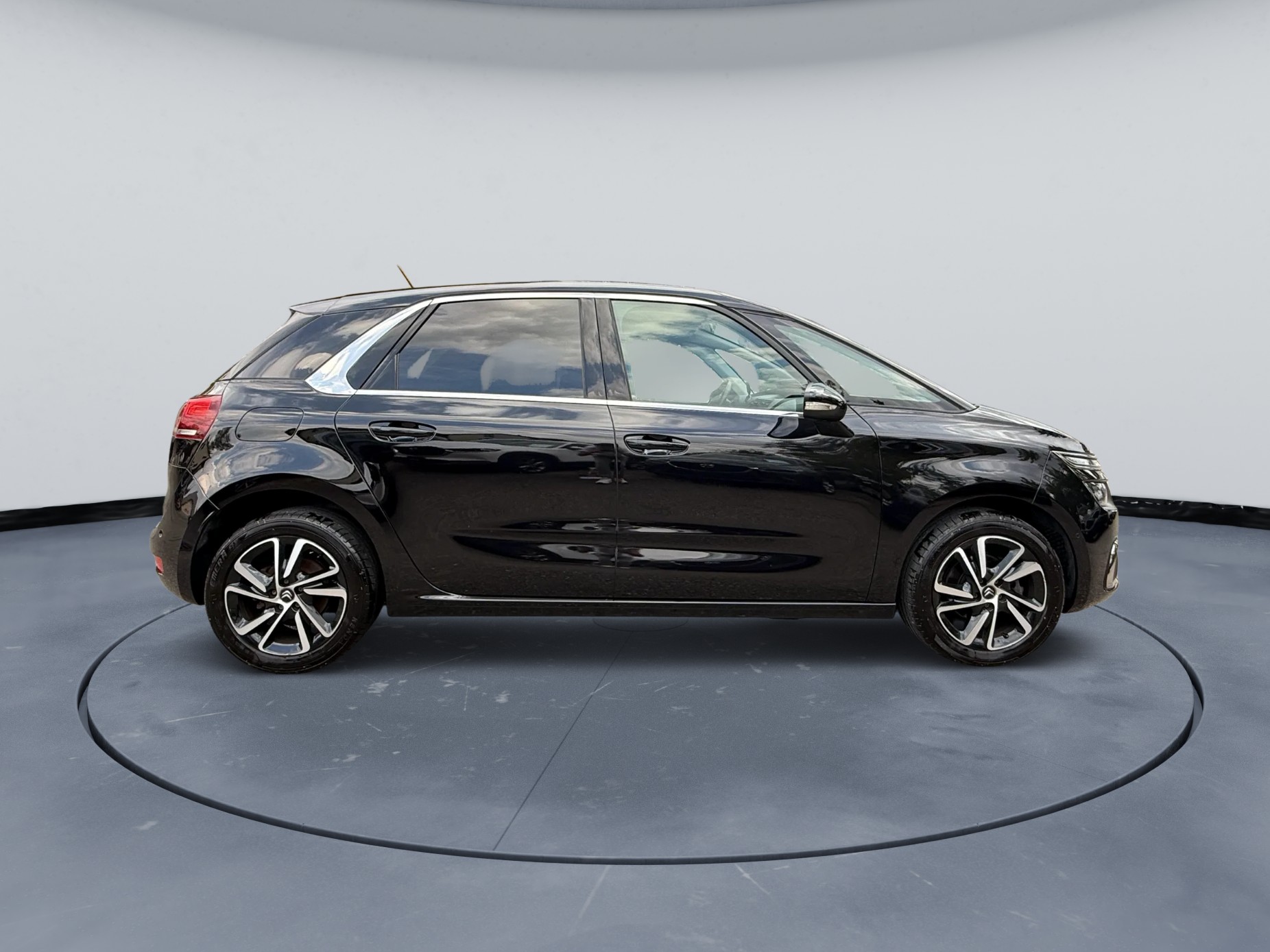 CITROEN C4 Spacetourer 1.2 Pure Tech Feel EAT8-image-3