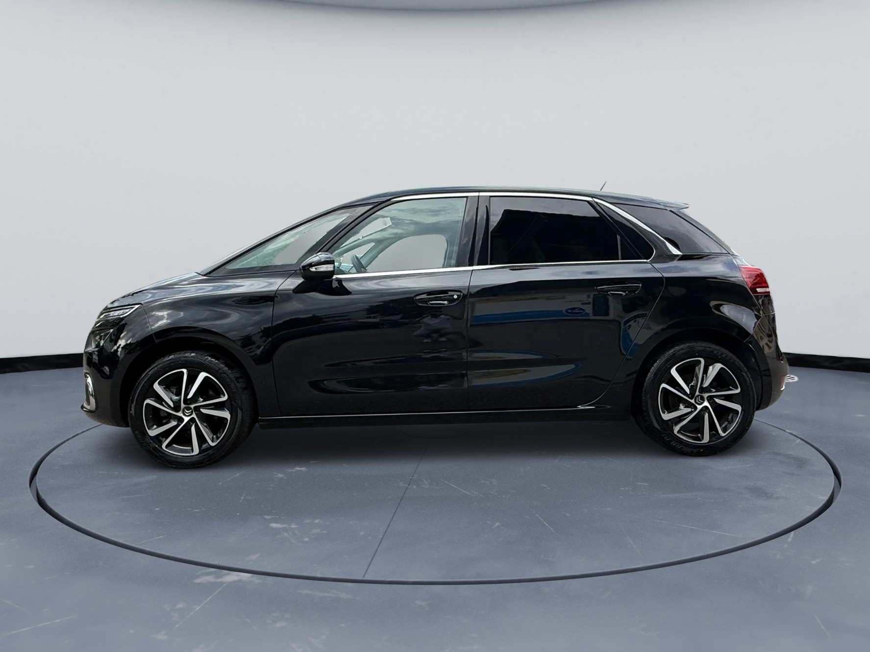 CITROEN C4 Spacetourer 1.2 Pure Tech Feel EAT8-image-7