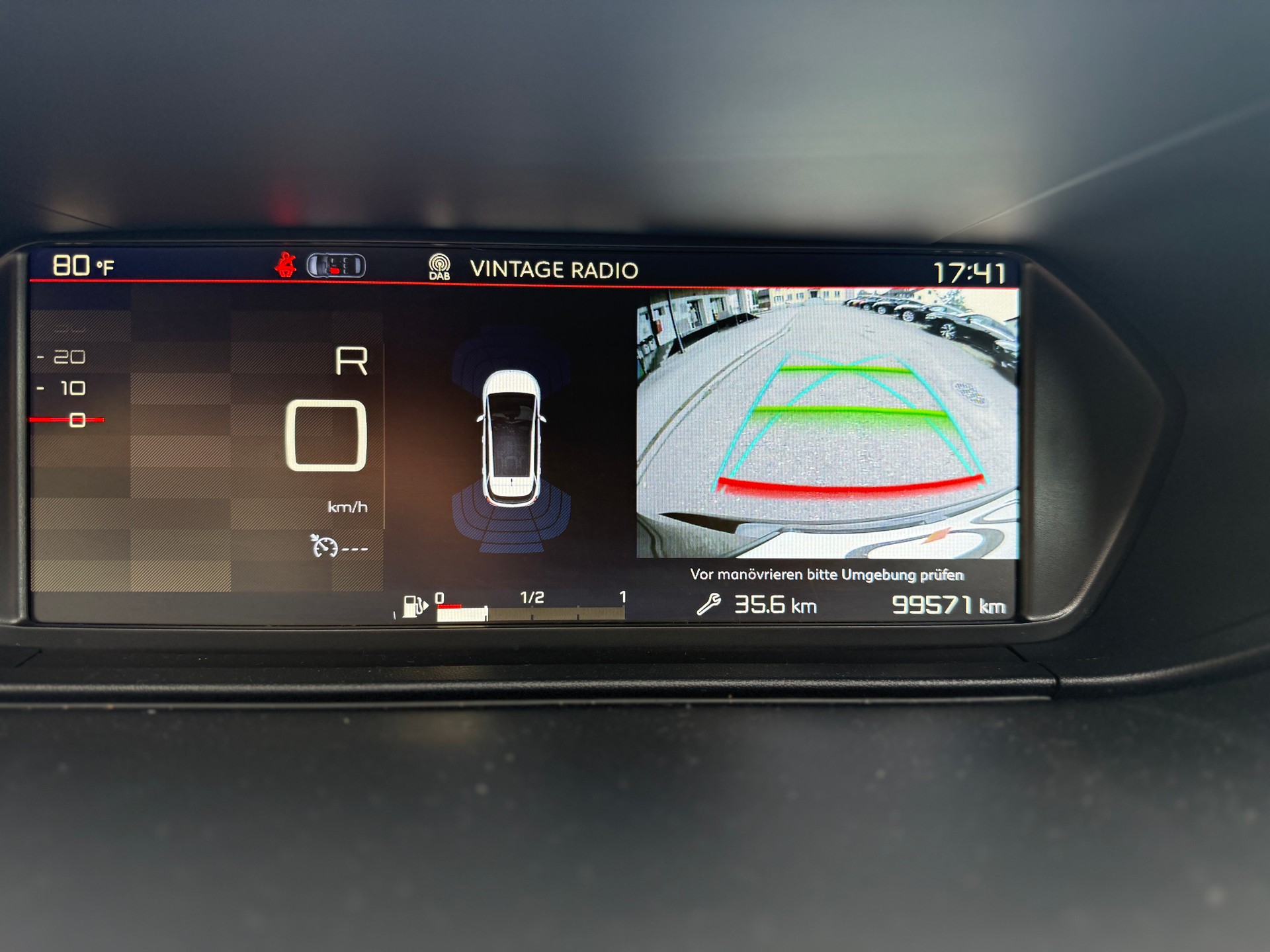 CITROEN C4 Spacetourer 1.2 Pure Tech Feel EAT8-image-11