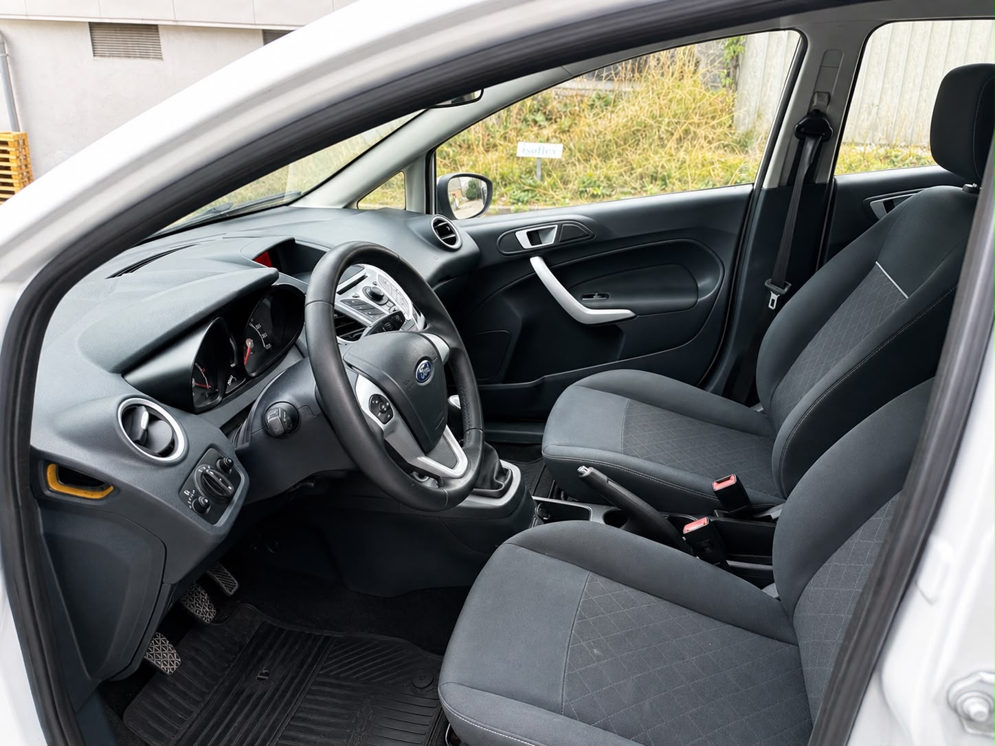 FORD Fiesta 1.25 16V Trend+-image-11