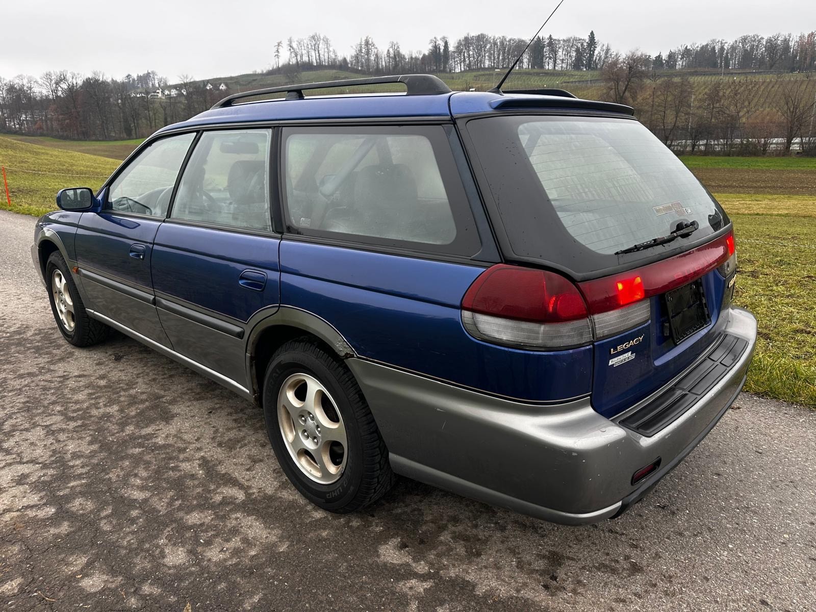 SUBARU Legacy 2.5 OutbackImage A-image-1