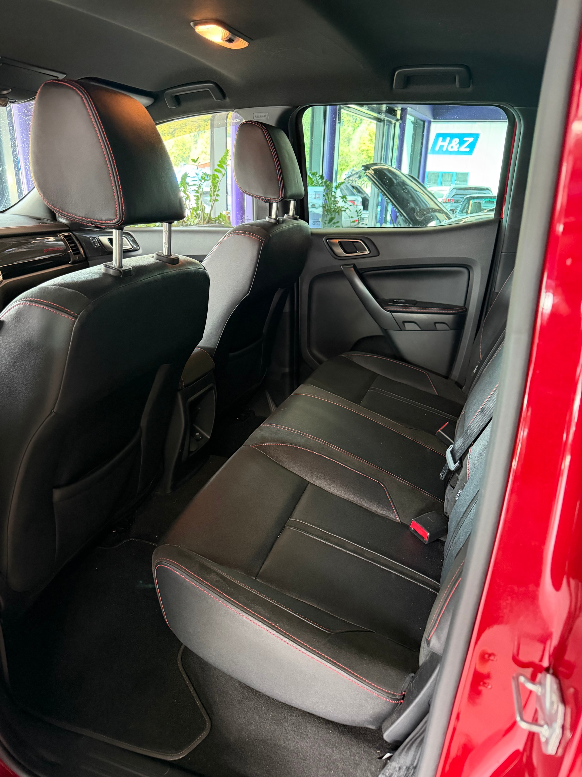 FORD Ranger Stormtrak 2.0 Eco Blue 4x4 A-image-7