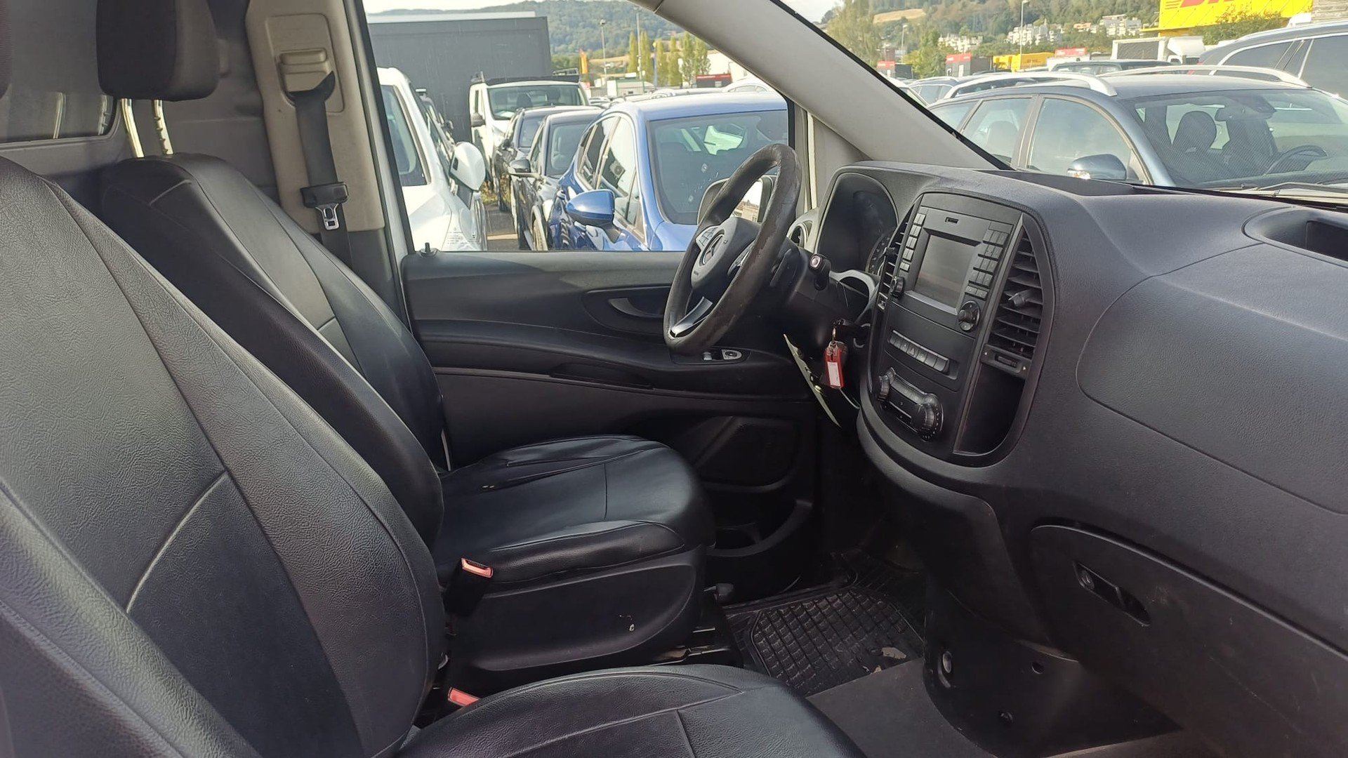 MERCEDES-BENZ Vito 119 BlueTEC 4Matic 7G-Tronic Euro 6-image-6
