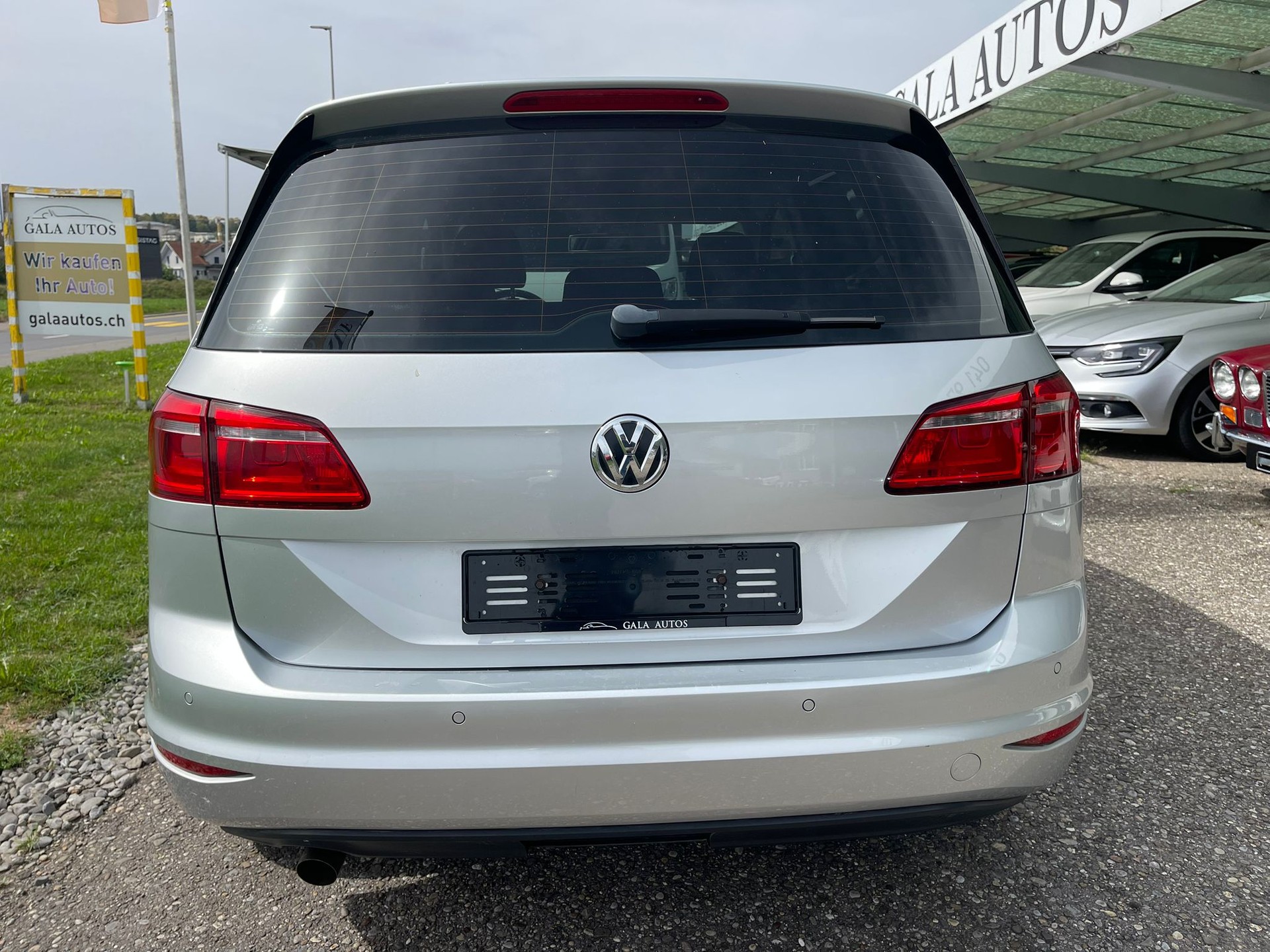 VW Golf Sportsvan 1.6 TDI Comfortline DSG-image-4